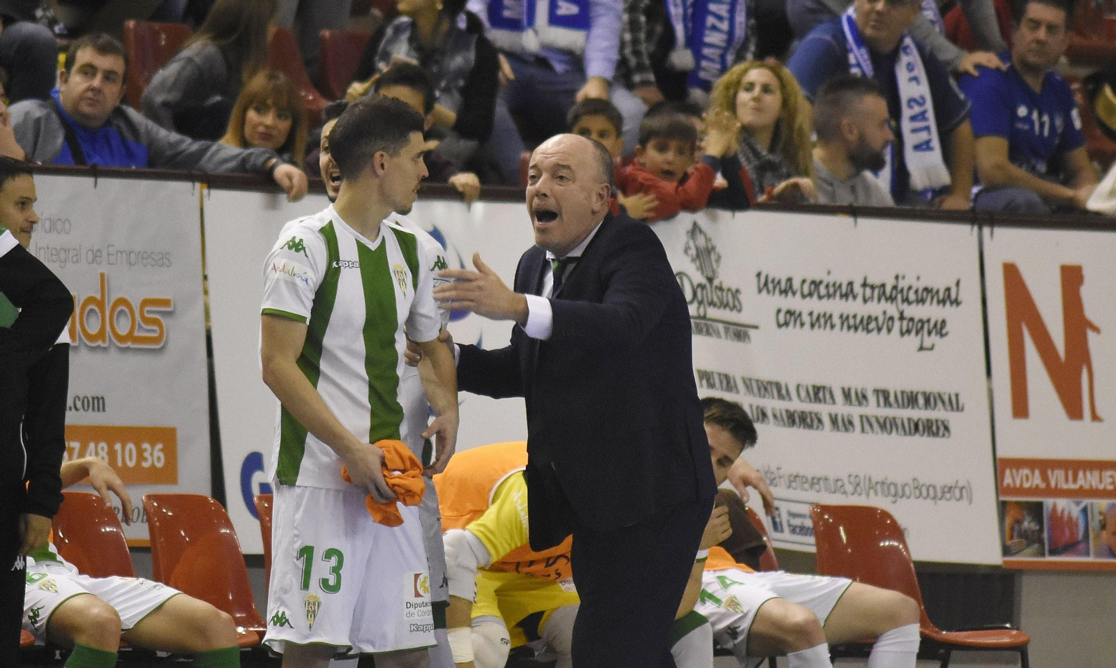 La victoria del Córdoba CF Futsal sobre el Manzanares ha dejado estas imágenes.