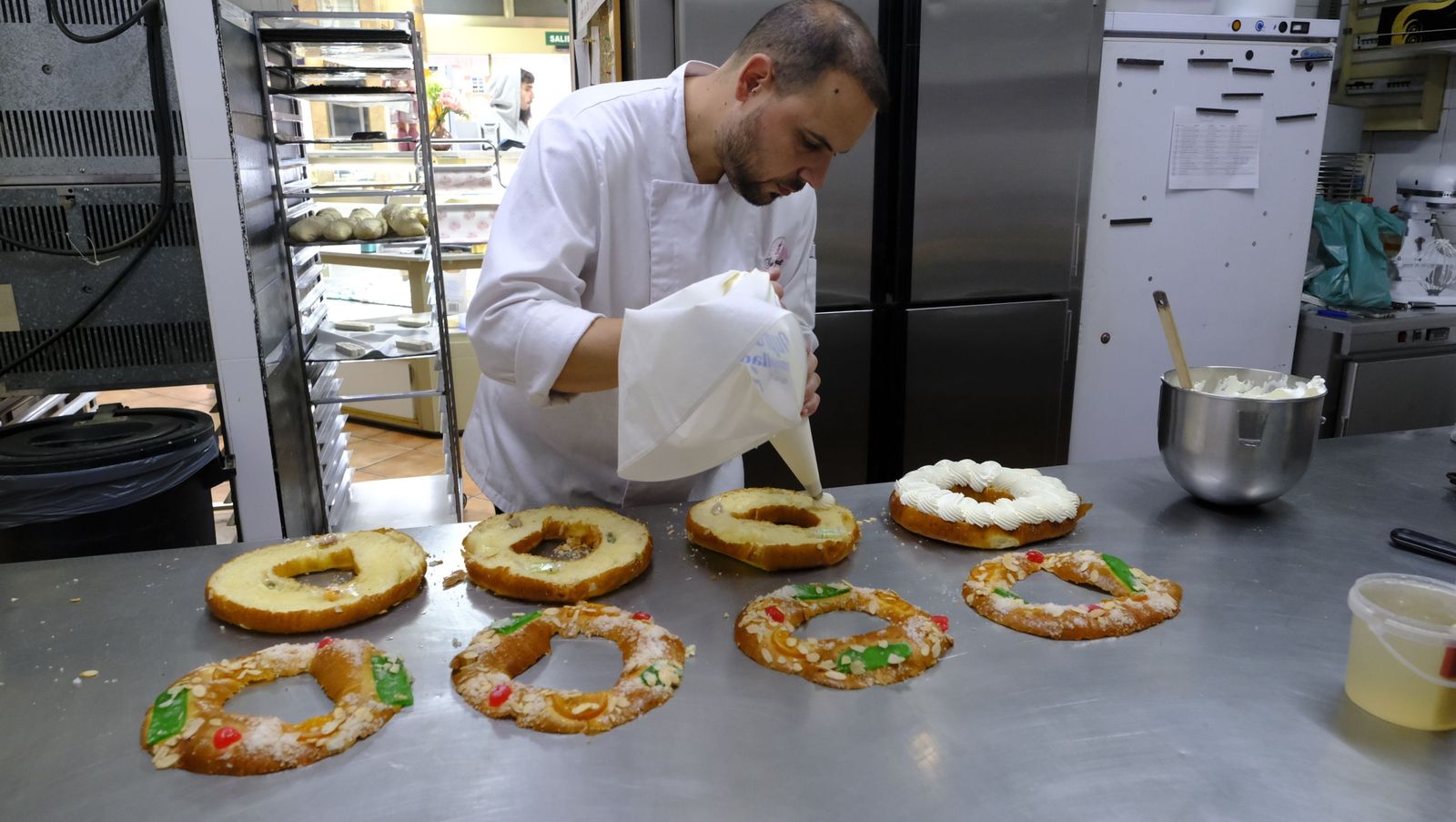 Tu roscón de reyes en Yemadi, tradición y calidad, en imágenes