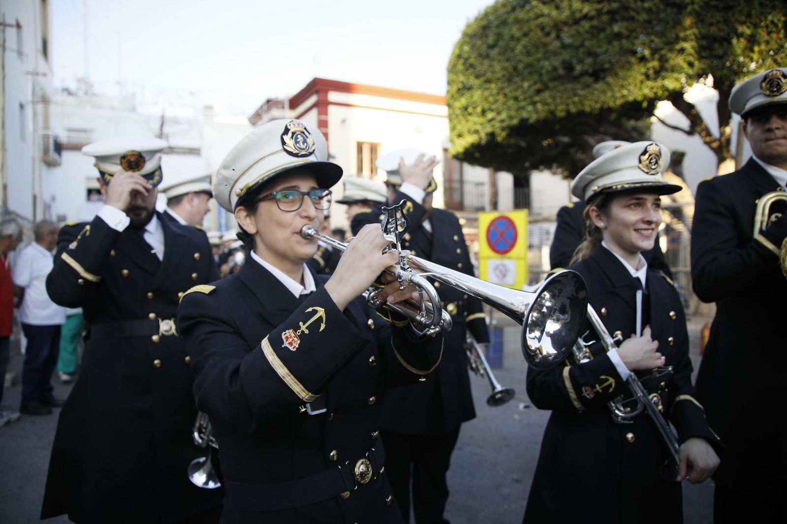 Las imágenes de la misa vespertina y procesión del Cristo de la Luz de Dalías