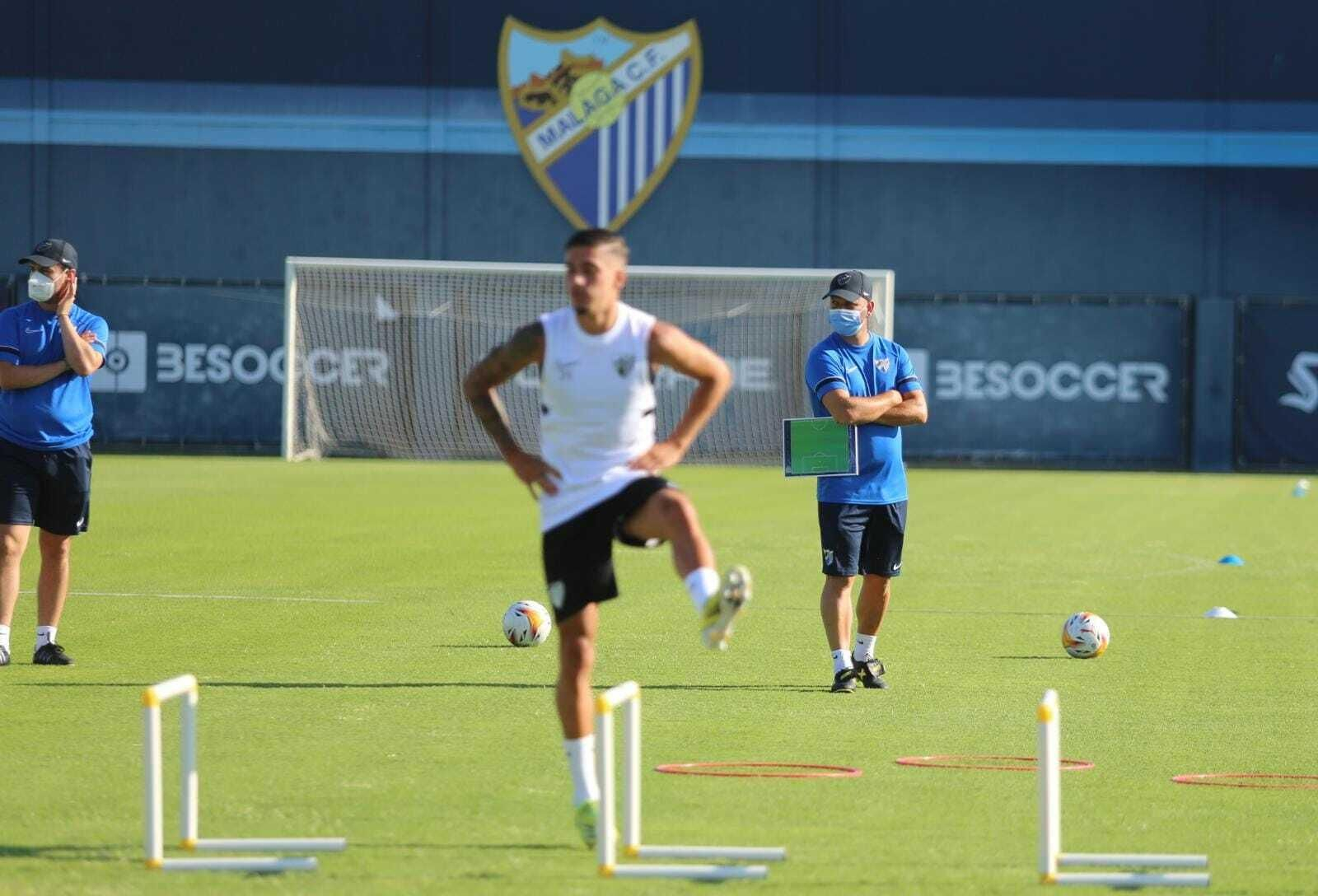 El Málaga de José Alberto ya trabaja en el césped