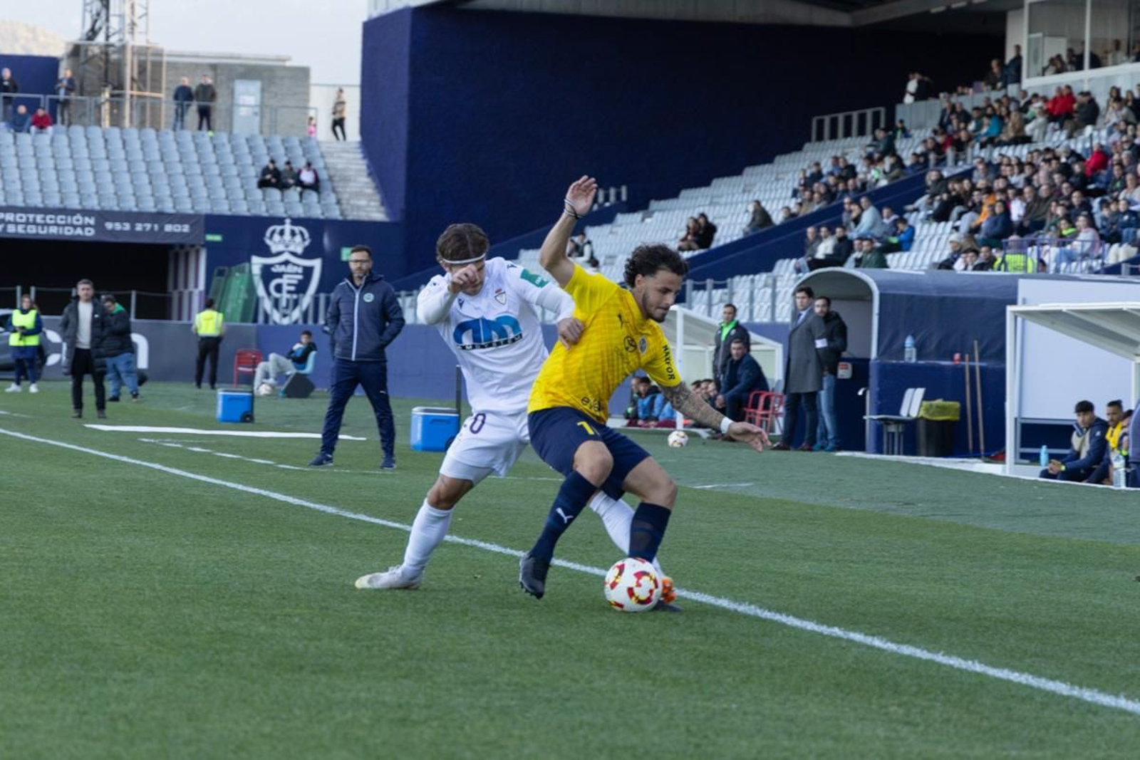 La euforia de la victoria in extremis del Real Jaén ante el Marbellí, en imágenes