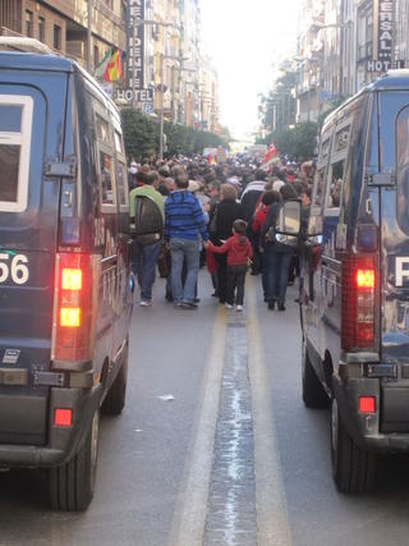 Las imágenes de la huelga general en Granada