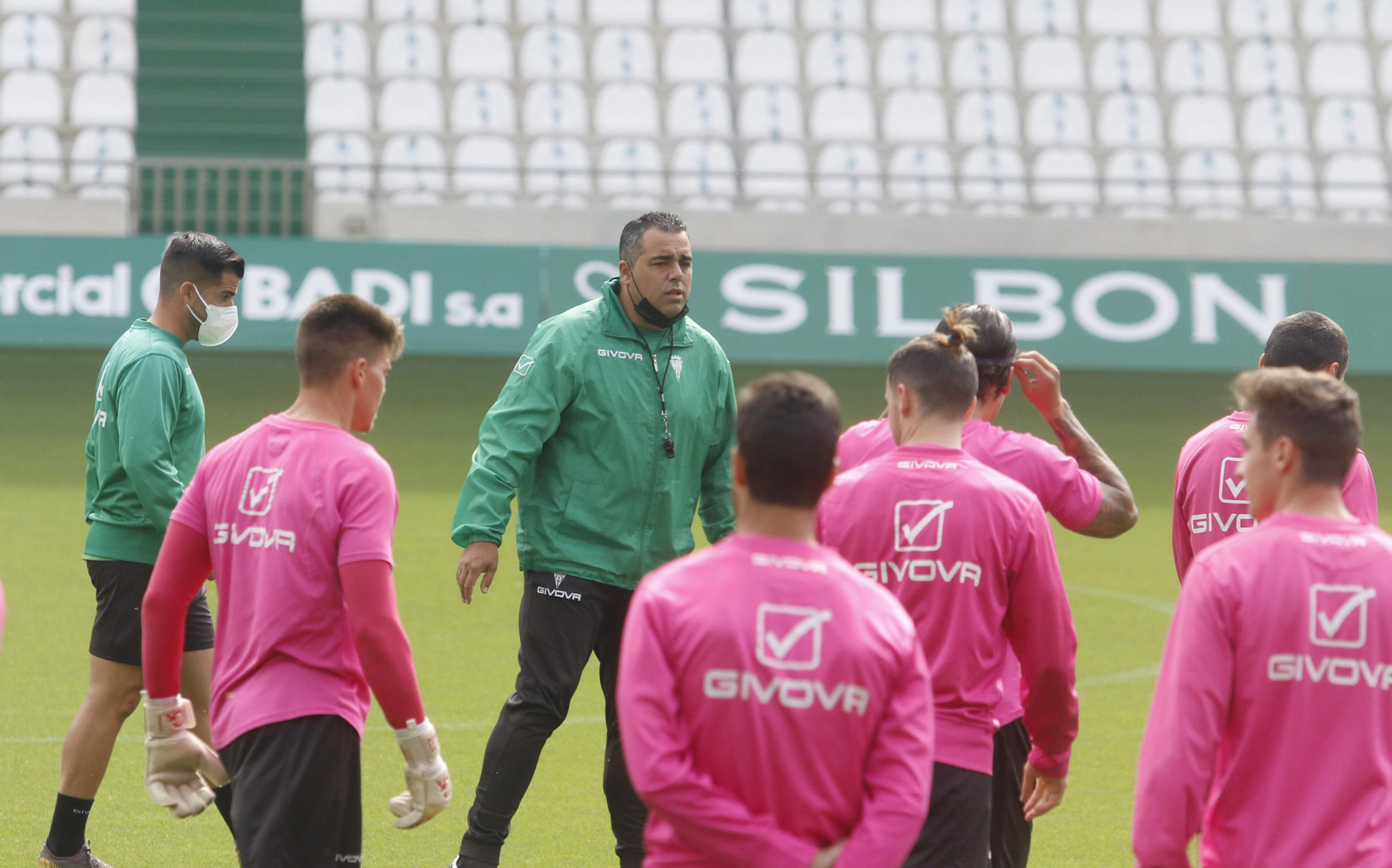 Las imágenes del primer entrenamiento de Germán Crespo al frente del Córdoba CF