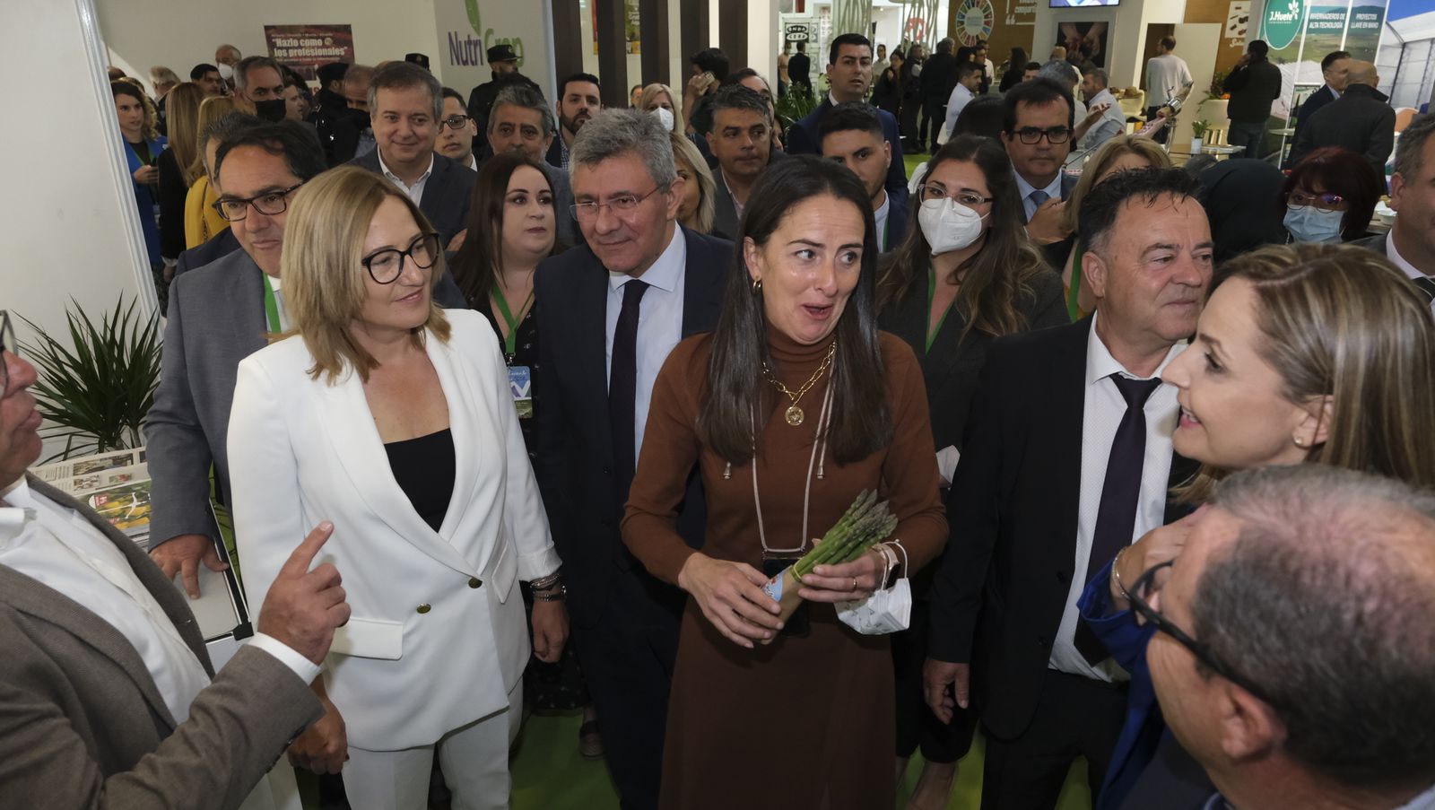 Imágenes del primer día de Expolevante Níjar.