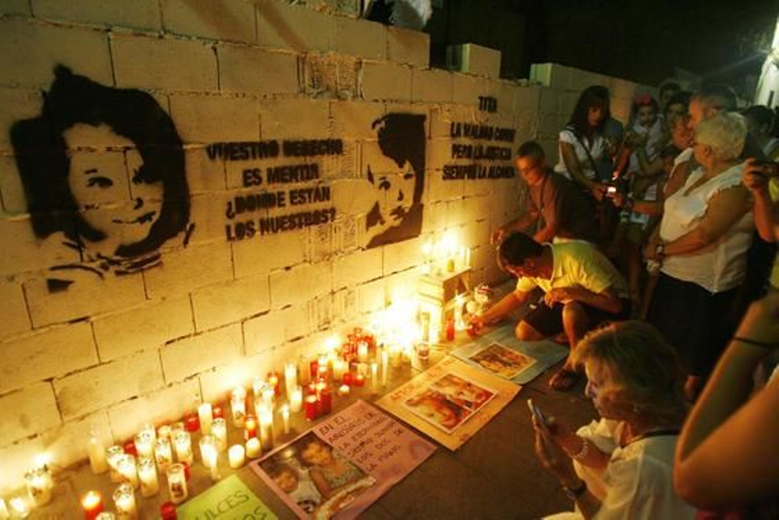 Concentración y manifestación en memoria de los niños Ruth y José, tras conocerse las noticias de los informes de los forenses.

Foto: Jose Martinez