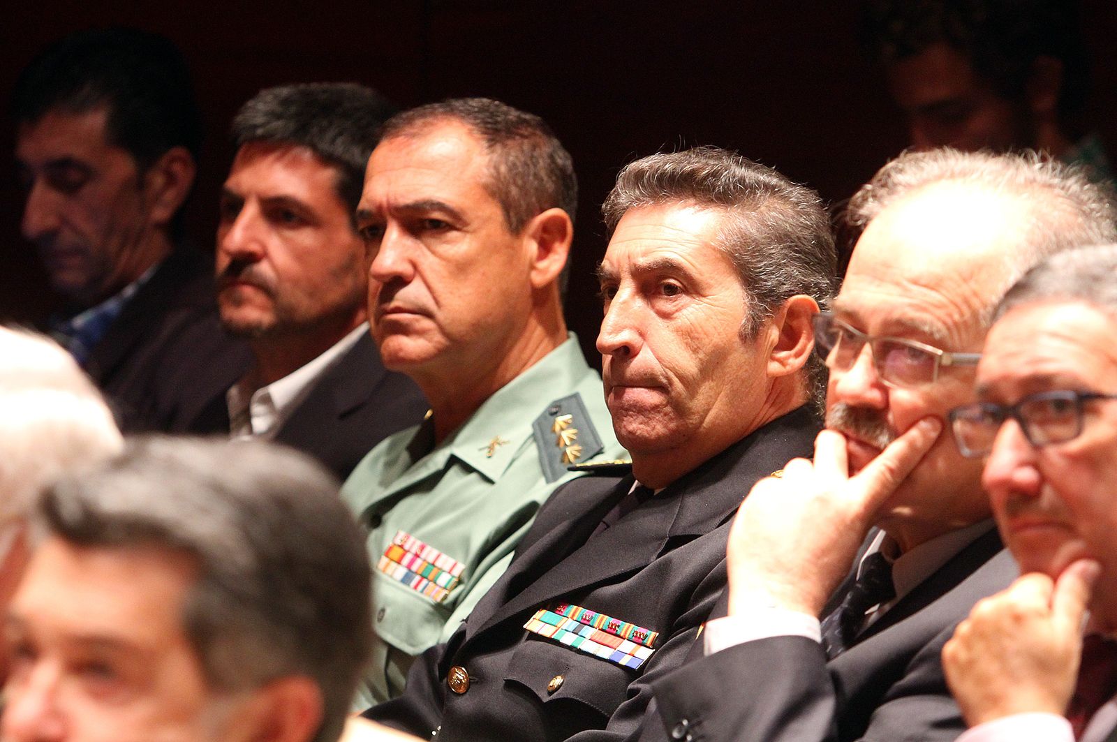 Imágenes de la toma de posesión del nuevo presidente del Puerto de Huelva, José Luis Ramos.