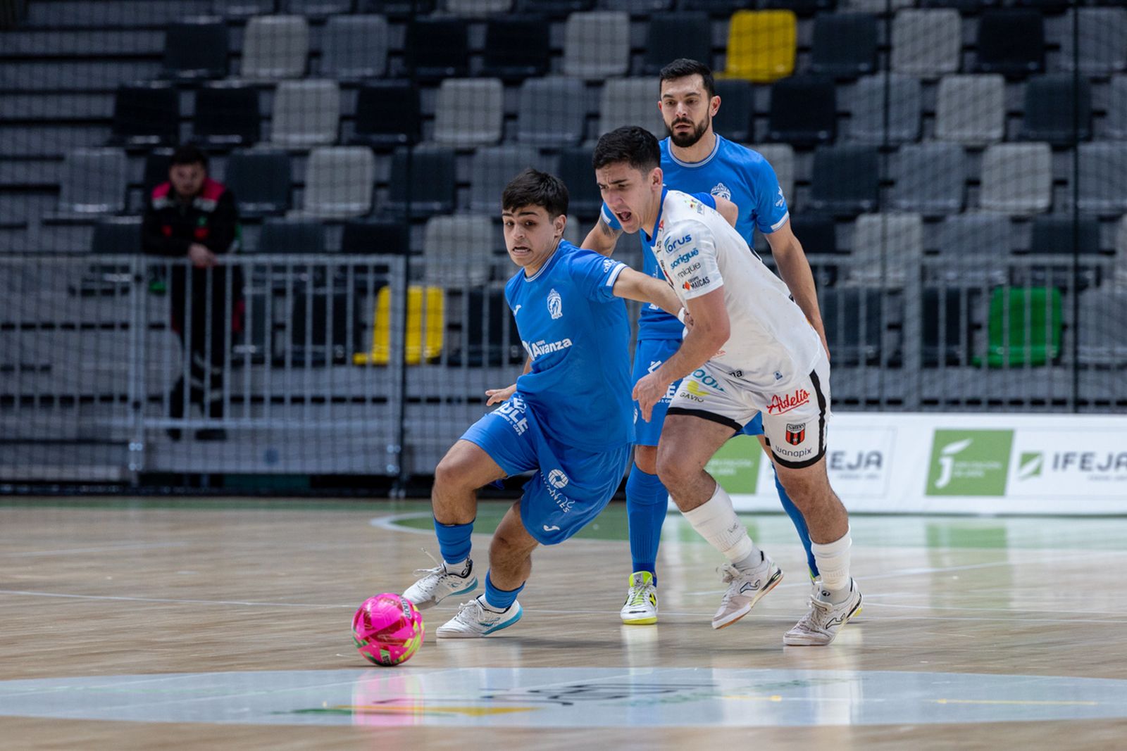 Las mejores imágenes de la remontada de Wanapix AD Sala 10 ante Avanza Jaén