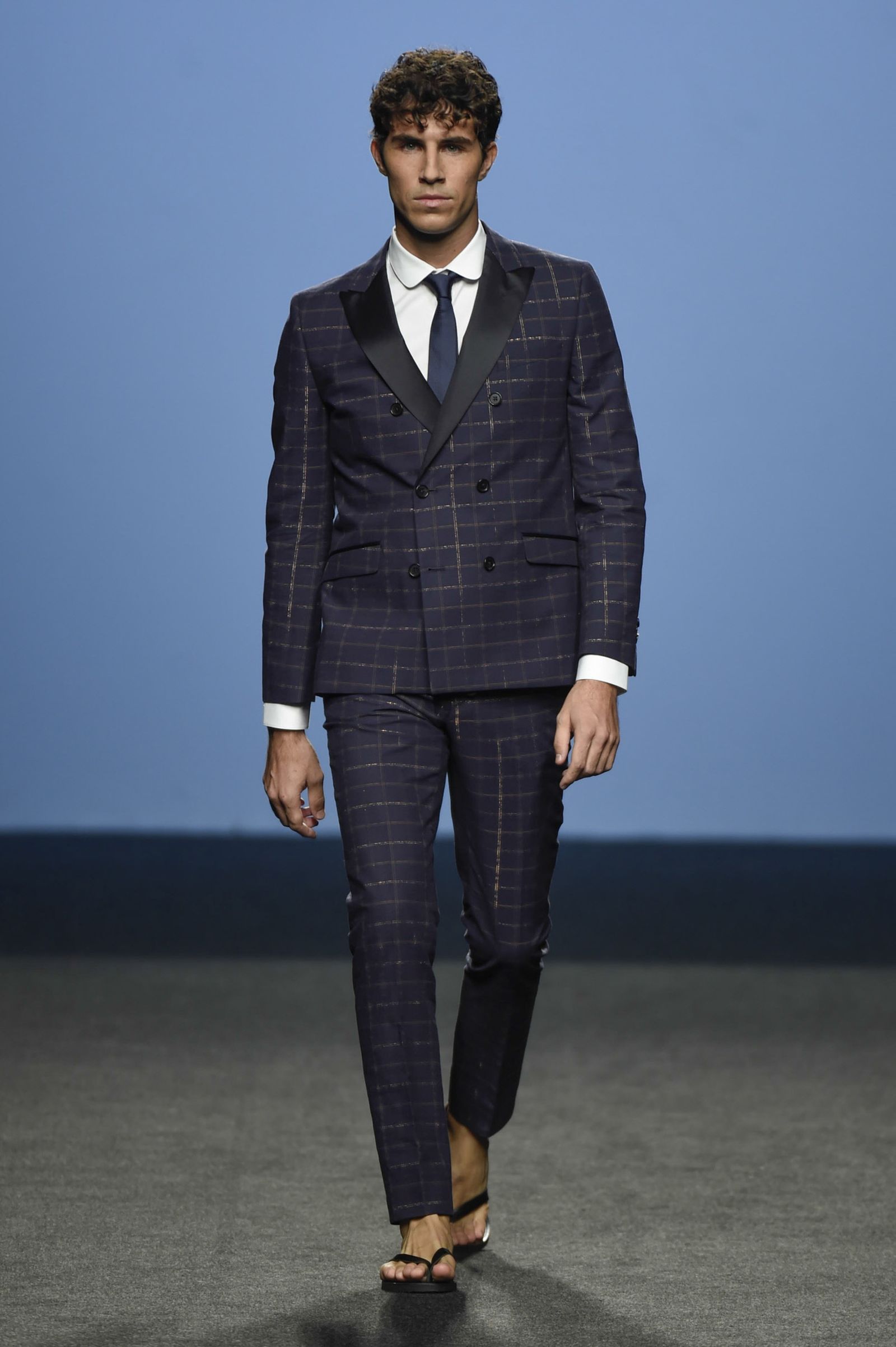 El primo lejano del Rey y amigo de Victoria Federica, desfilando en Madrid.