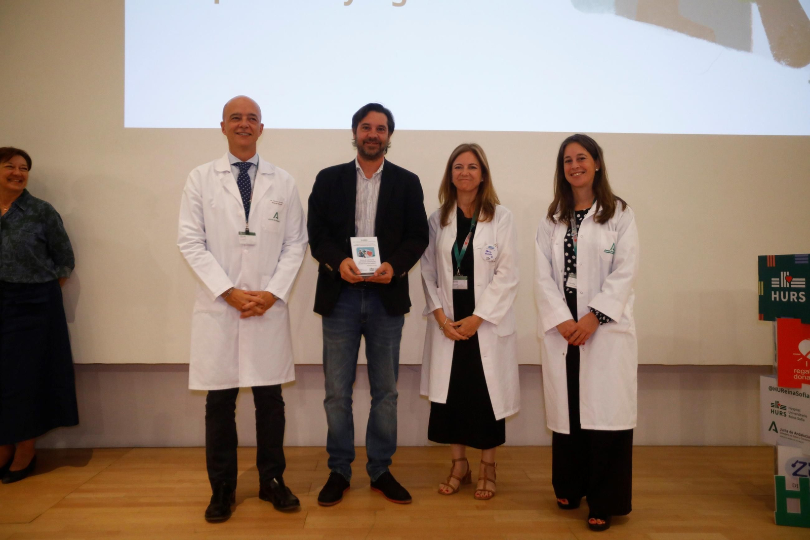 Las fotos del reconocimiento del Hospital Reina Sofía a la prensa por su divulgación sanitaria