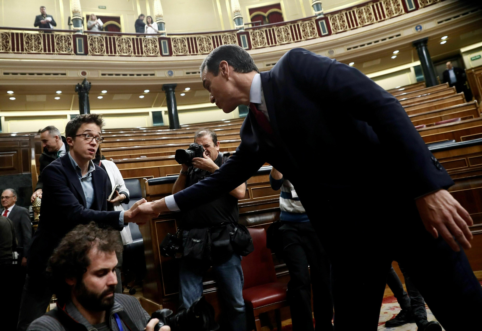 El debate de investidura de Pedro Sánchez, en imágenes
