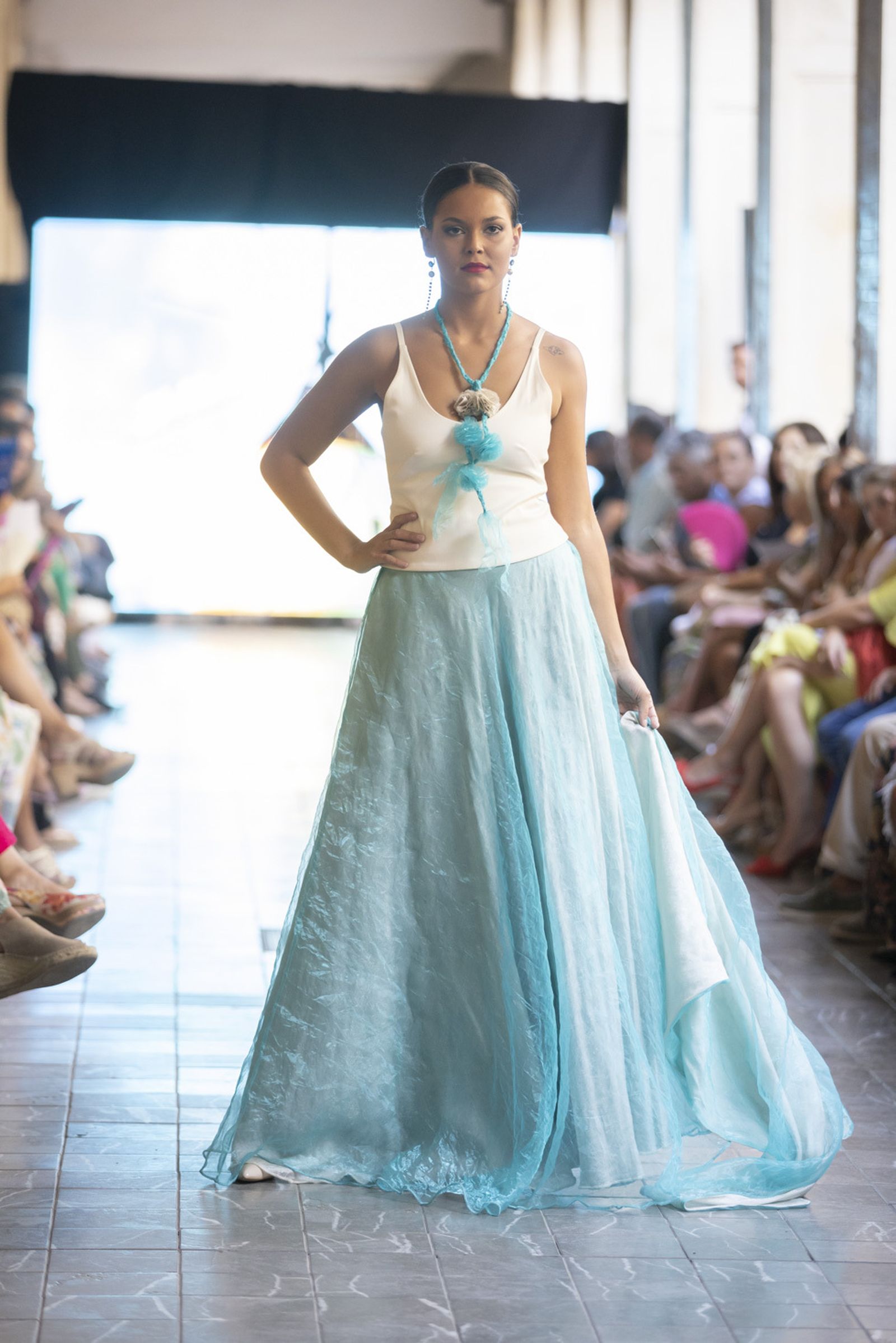 Imágenes del desfile 'Huelva provincia de moda' en la Gran Vía