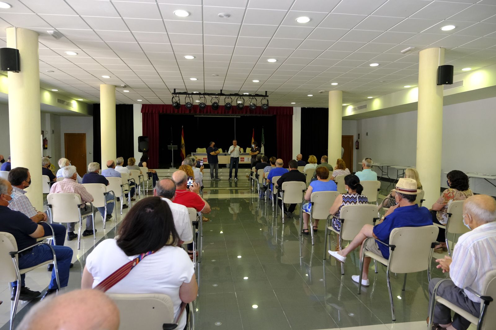 Juan Espadas, candidato a las primarias del PSOE, en Alhama y Bentarique. Almería