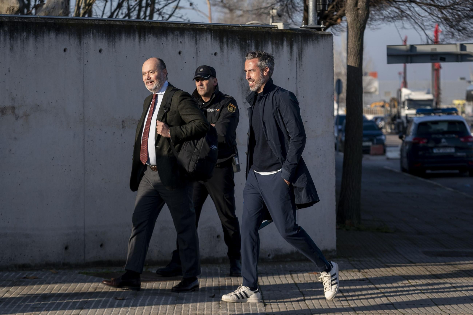 Las fotos del día de la declaración de Rubiales en el juicio