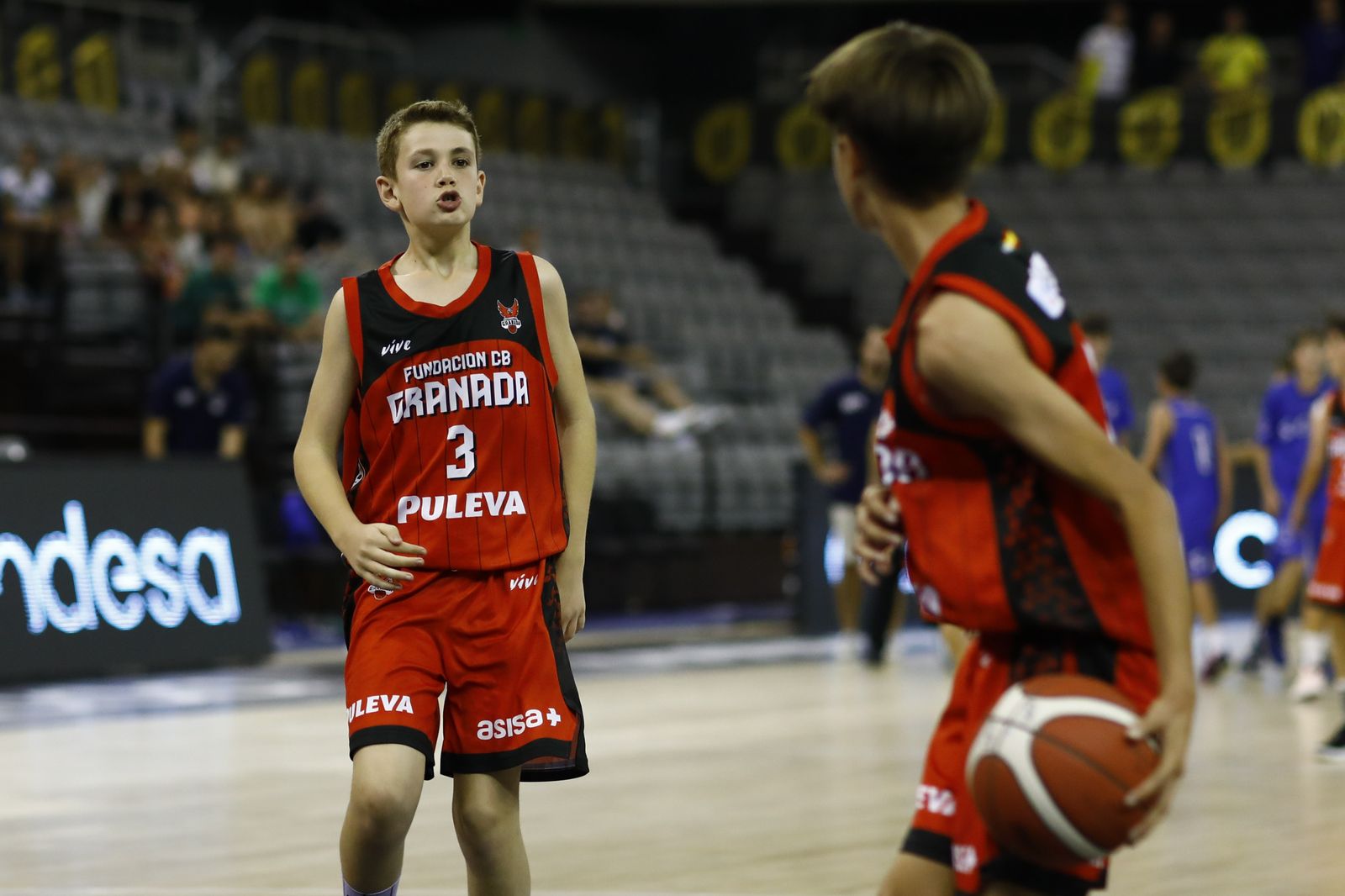 Encuéntrate en el partido del Fundación CB Granada de minibasket