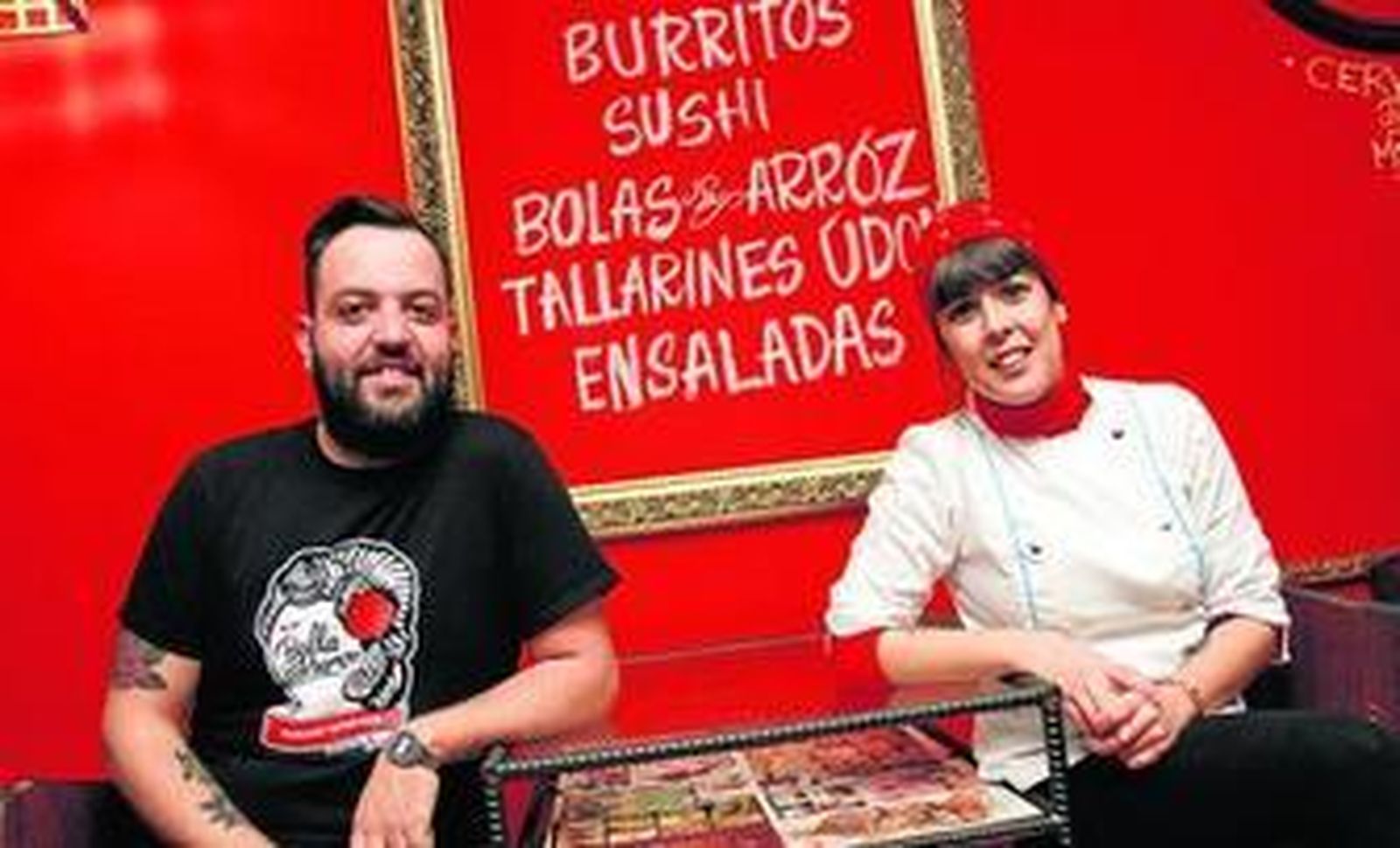 Antonio Rodríguez y Remedios Lobato en una de las mesas de Bella Kurva.