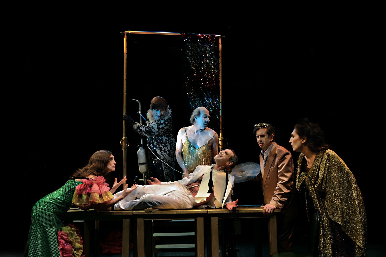 Gabino Diego con La Zaranda en una representación.