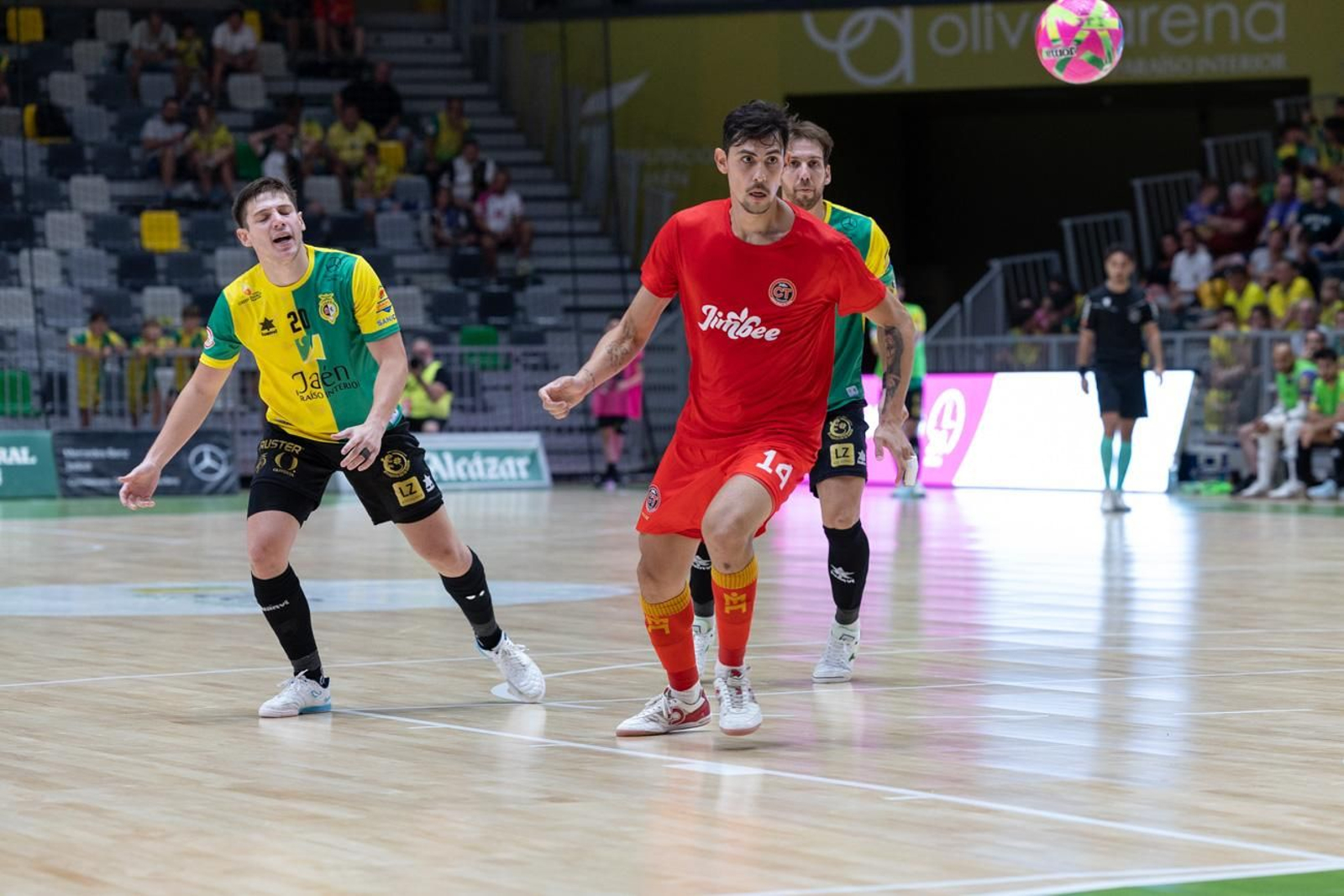 Las mejores fotos del XIV Trofeo del Olivo entre Jaén Paráiso Interior FS y Jimbee Cartagena