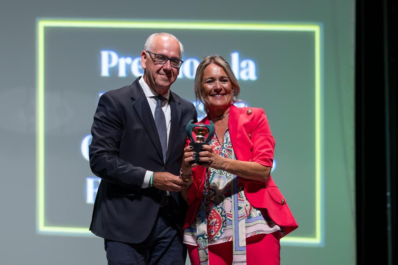Entrega sus Premios Solidarios Andalucía 2025 del Grupo Social ONCE