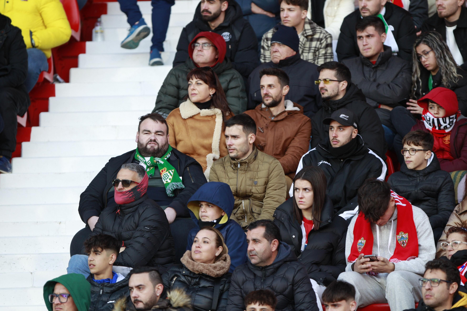 Imágenes del partido de fútbol U.D. Almería-Real Betis Balompié