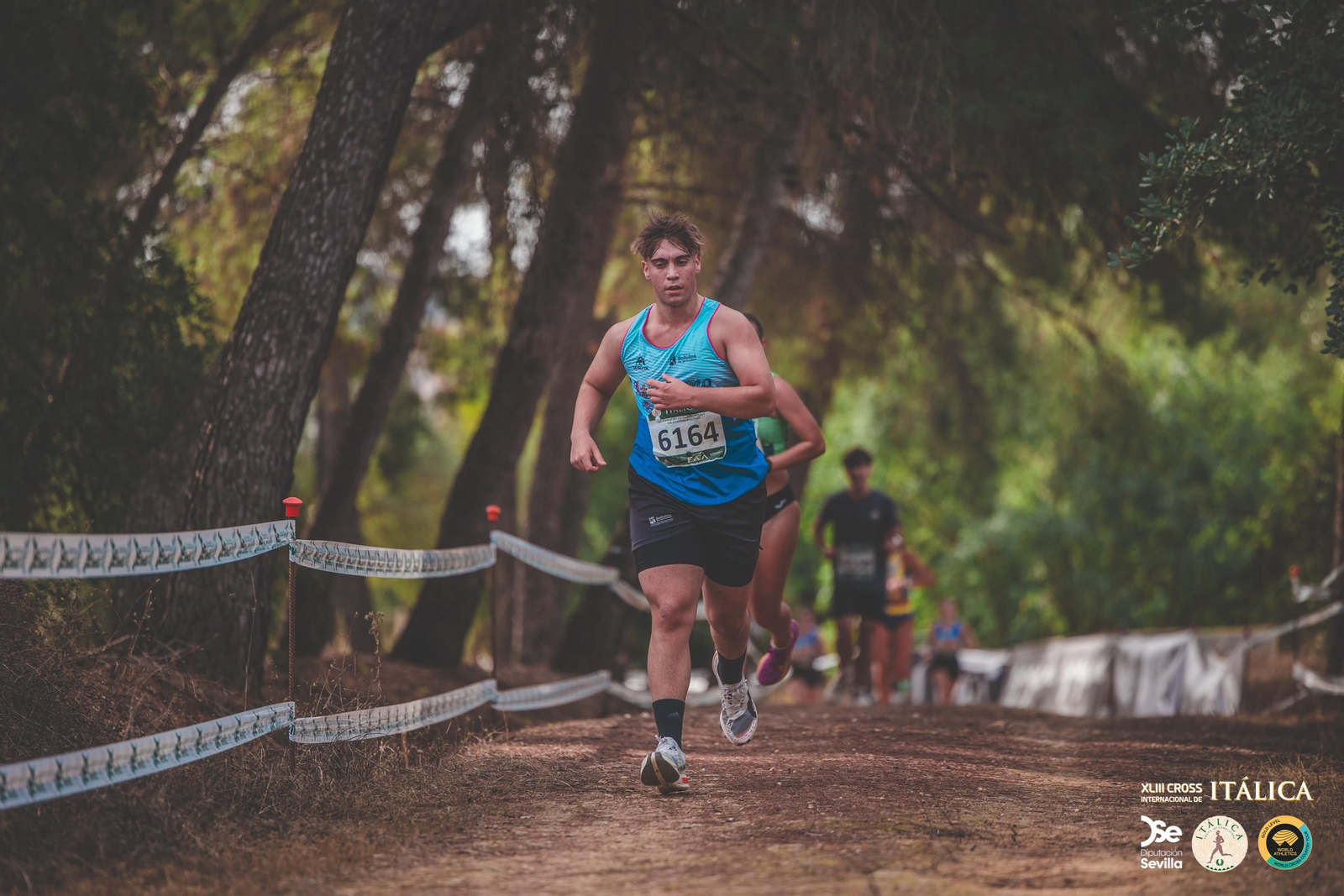 Búscate en las fotos del Cross de Itálica 2025 | 4