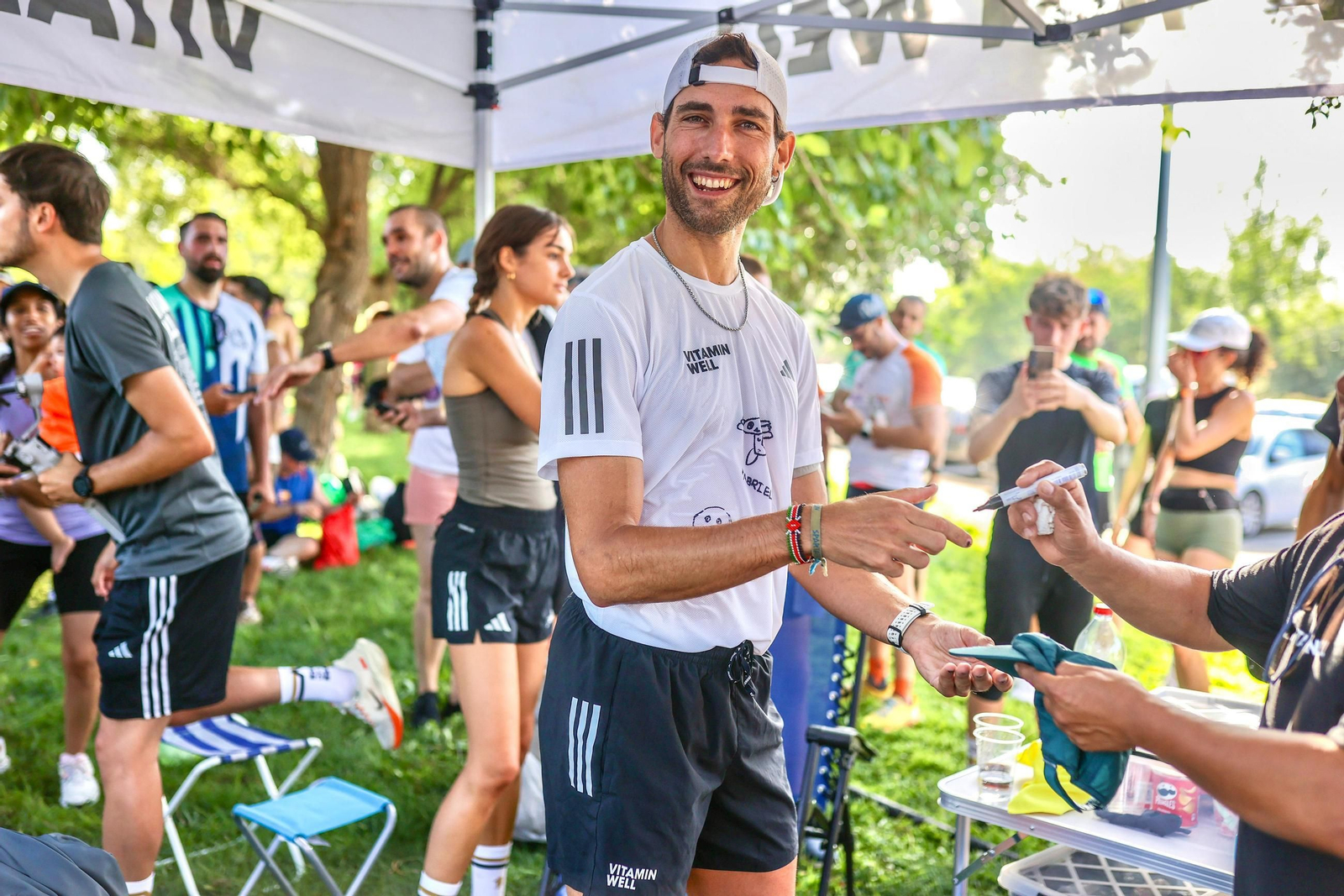 Encuéntrate corriendo por Granada junto al influencer Pitufollow y su 'Proyecto 50-50-50'