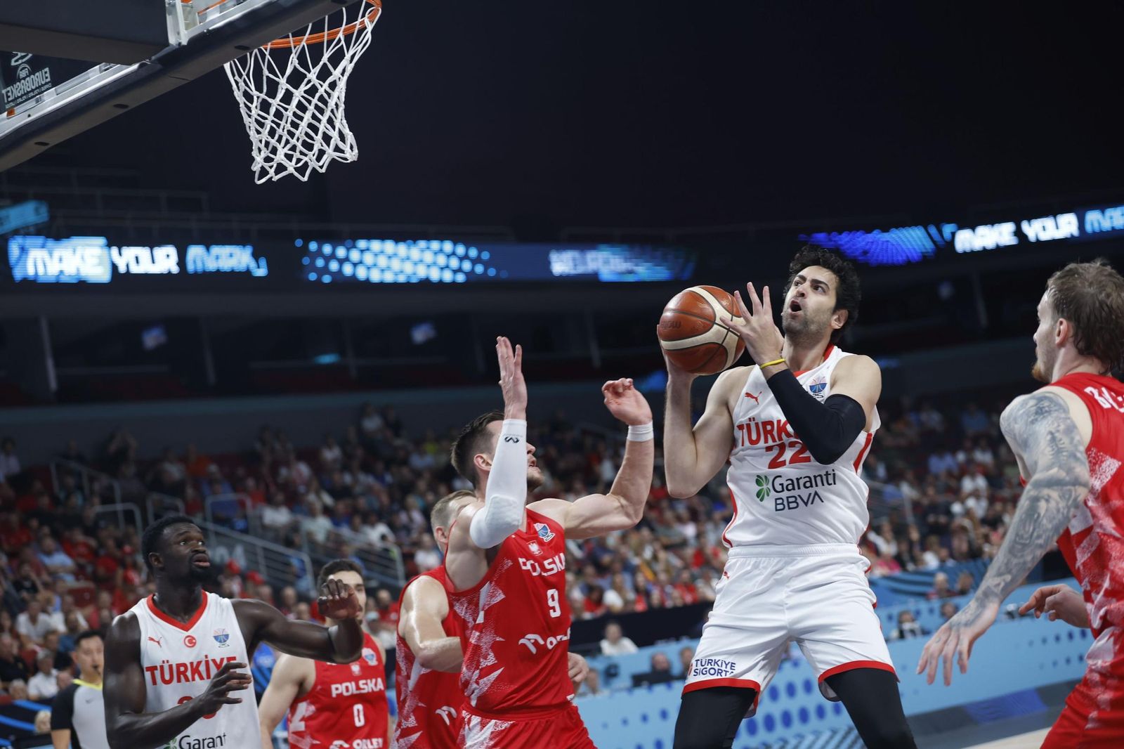 Balcerowski dice adiós al Eurobásket, volverá a Málaga y viajará a Singapur