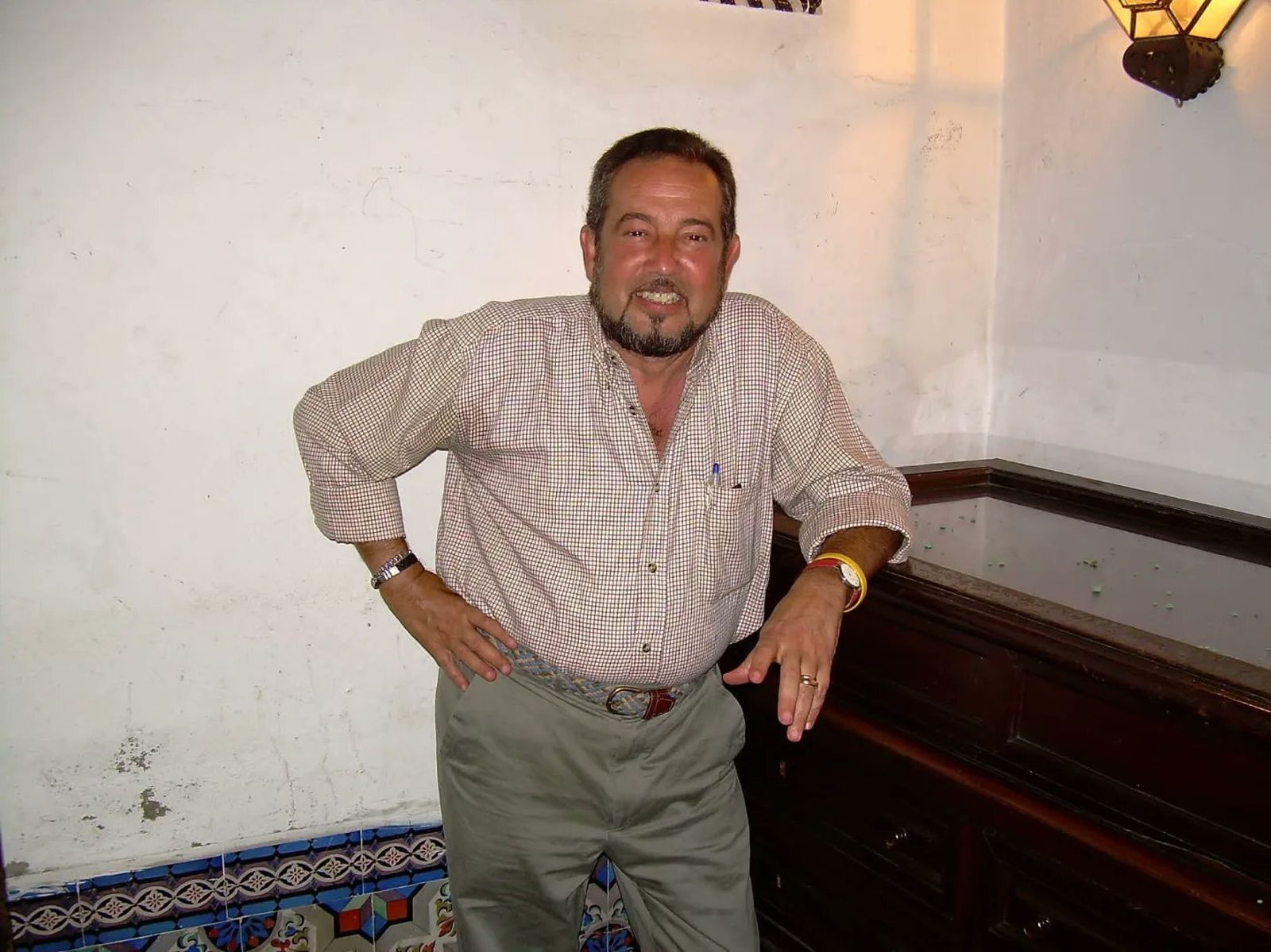 Juan Hidalgo en la casa hermandad de la Soledad de San Lorenzo