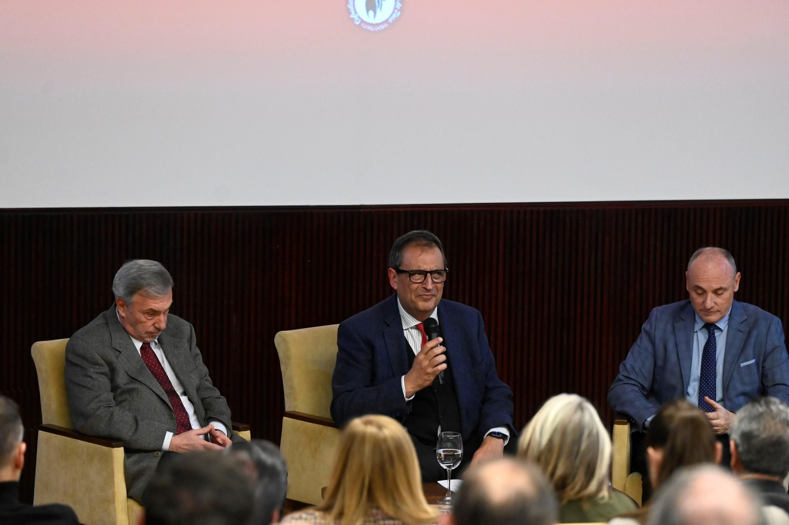La Cofradía Gastronómica del Rabo de Toro reconoce a la familia Piedra