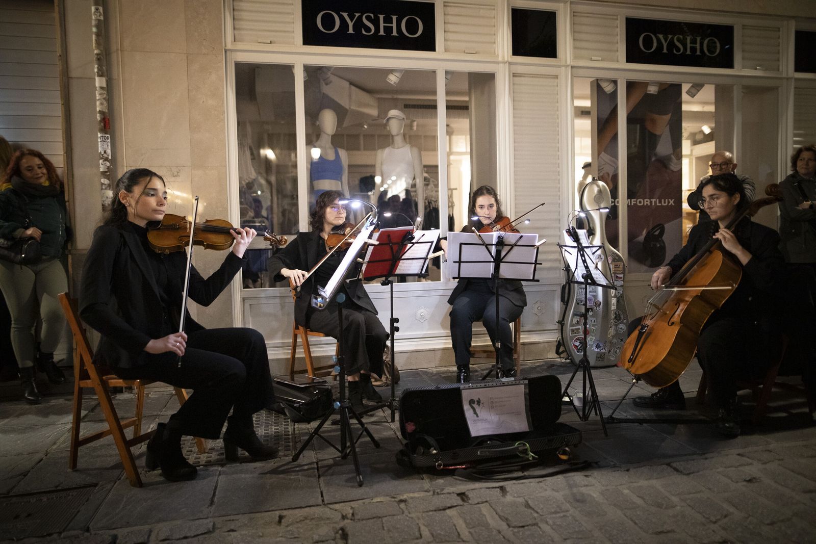 La Noche en Blanco de Granada, en imágenes