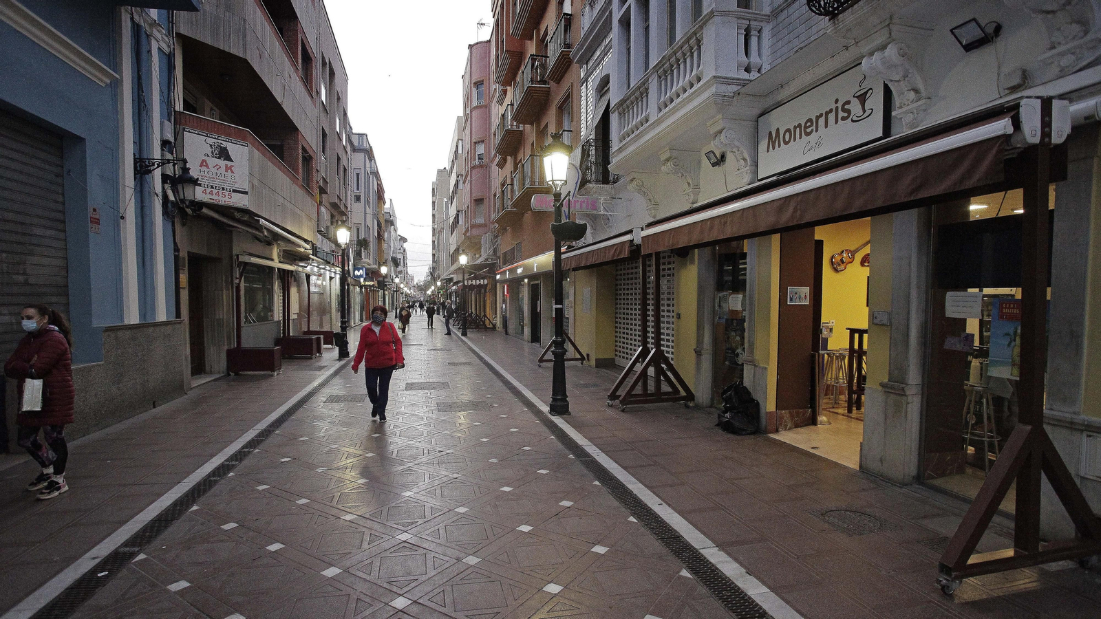 Cierre de bares y comercios en La Línea por el Covid