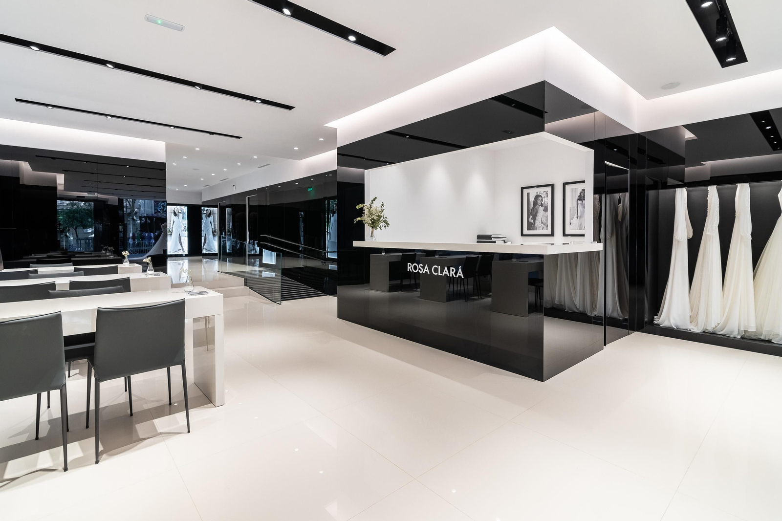 En imágenes: Así es por dentro la nueva boutique de Rosa Clará en Córdoba