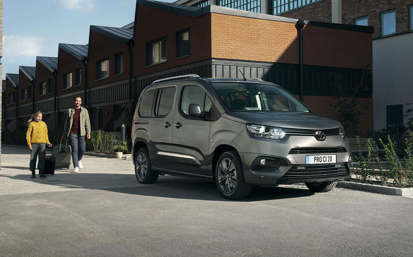 Toyota lanza el Proace City, su primer modelo fabricado en España