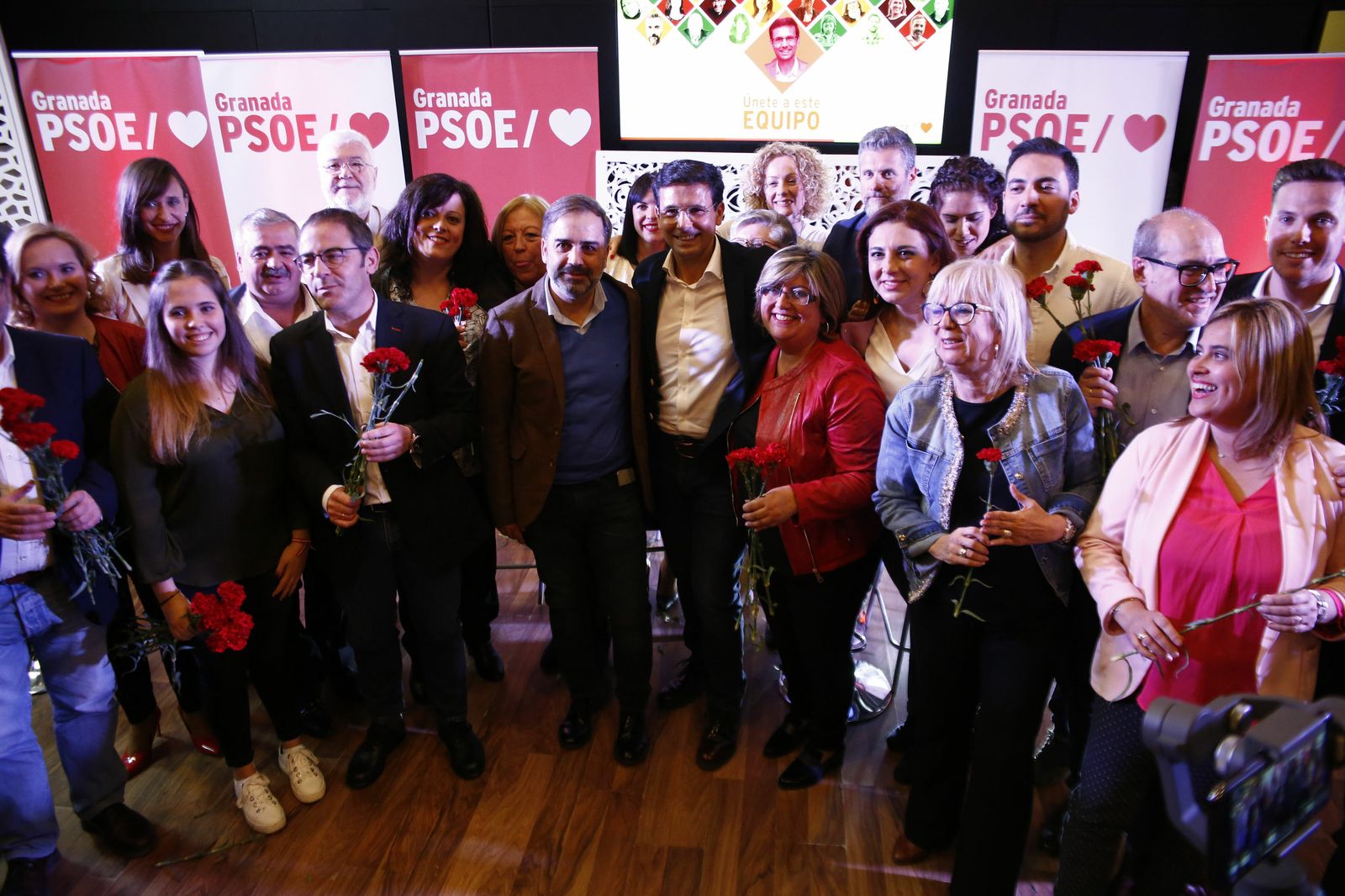 Las imágenes del inicio de la campaña del PSOE