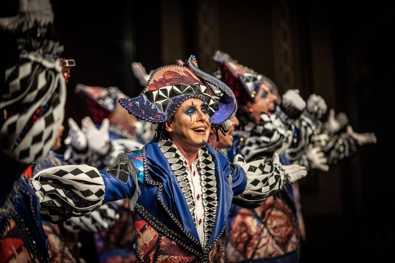 La comparsa de Juan Carlos Aragón 'La gaditanissima' se encargo de cerrar la sesión