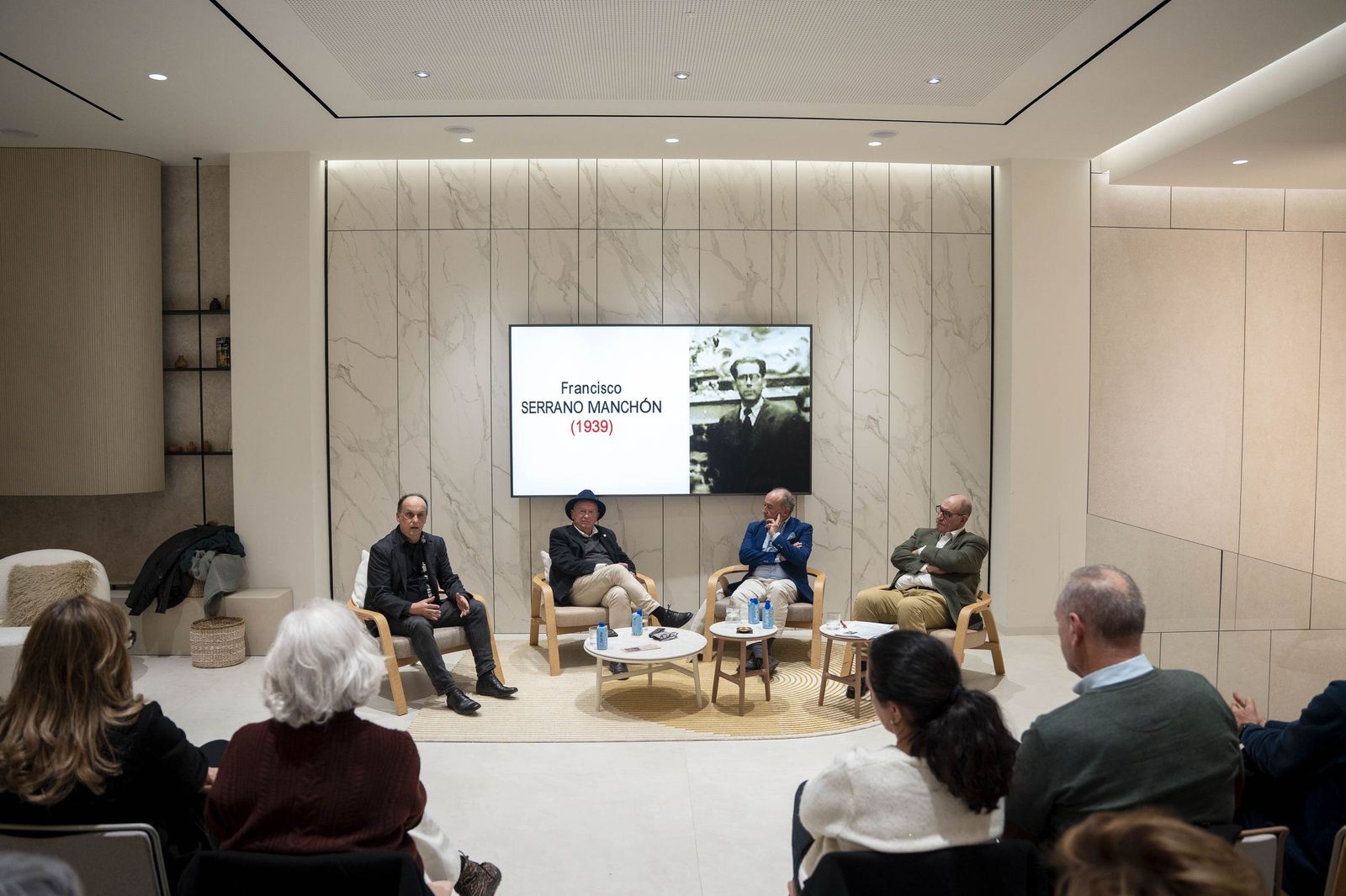 Un siglo de política local: Antonio Llaguno presenta en Almería su libro sobre las alcaldías de Cuevas del Almanzora