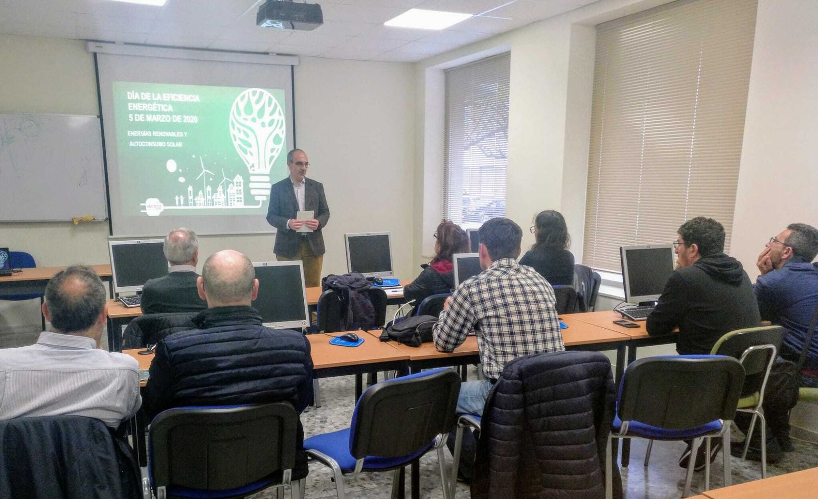 Eléctrica de Cádiz celebra el Día de la Eficiencia Energética con talleres sobre energías renovables