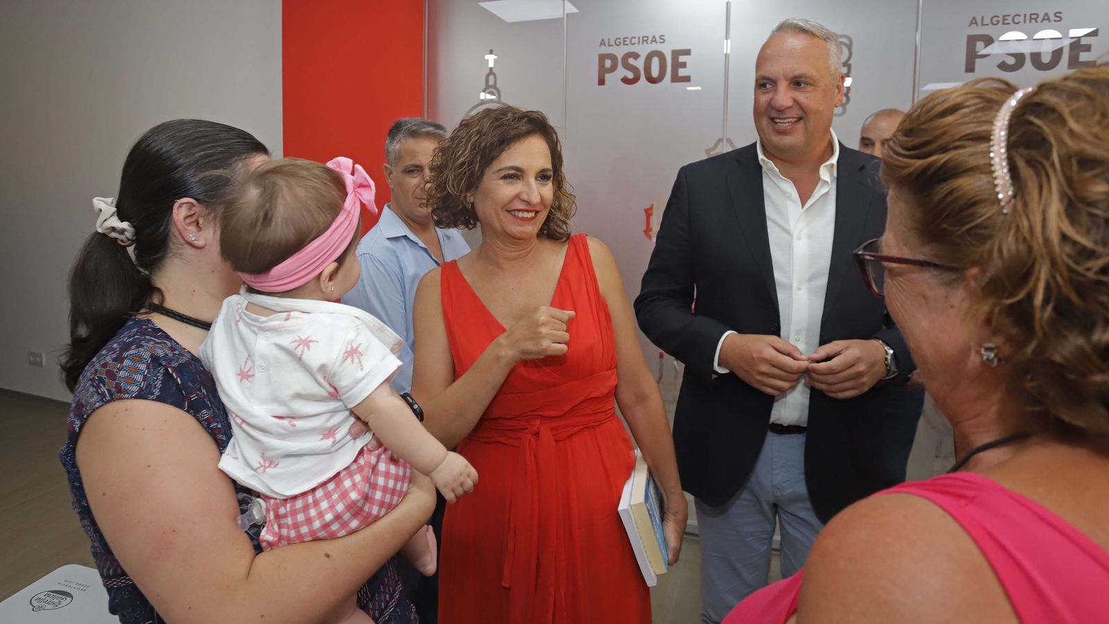 Fotos de la visita de María Jesús Montero a Algeciras