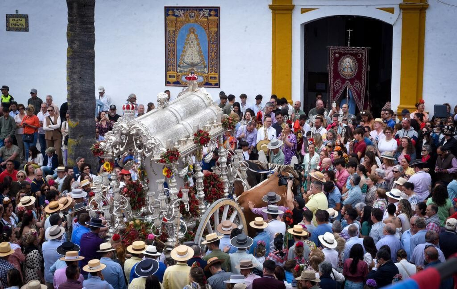 El paso de las hermandades del Rocío por Villamanrique, en directo: hoy llegan las últimas ocho corporaciones