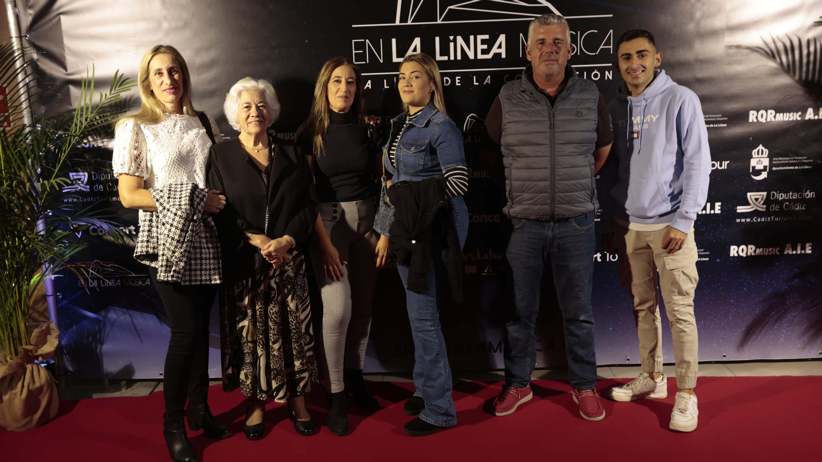 Las fotos de la actuación del Comandante Lara en La Línea