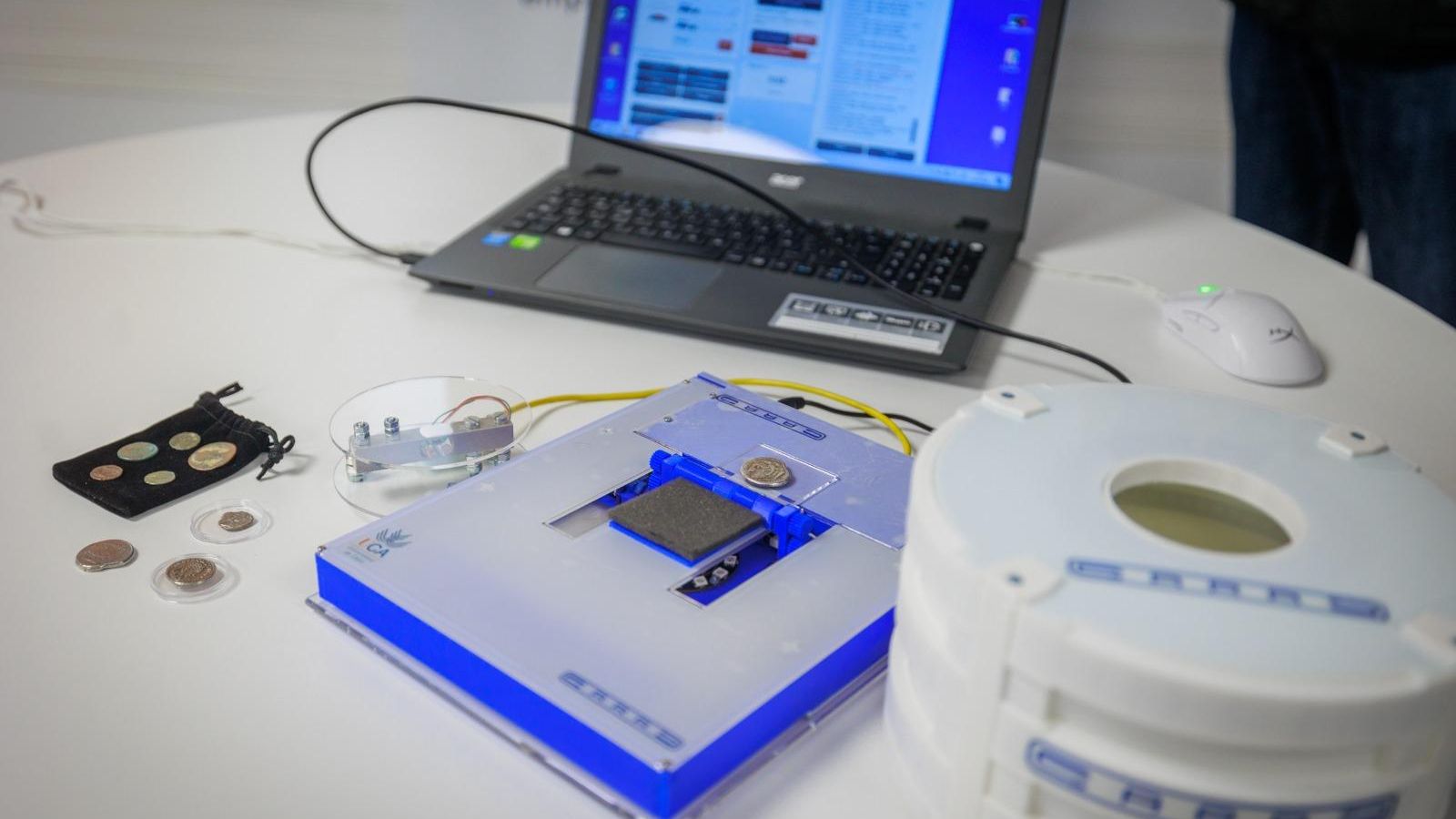El prototipo para la digitalización de monedas antiguas