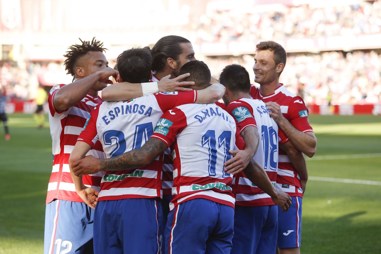 El Granada CF-Huesca, en imágenes