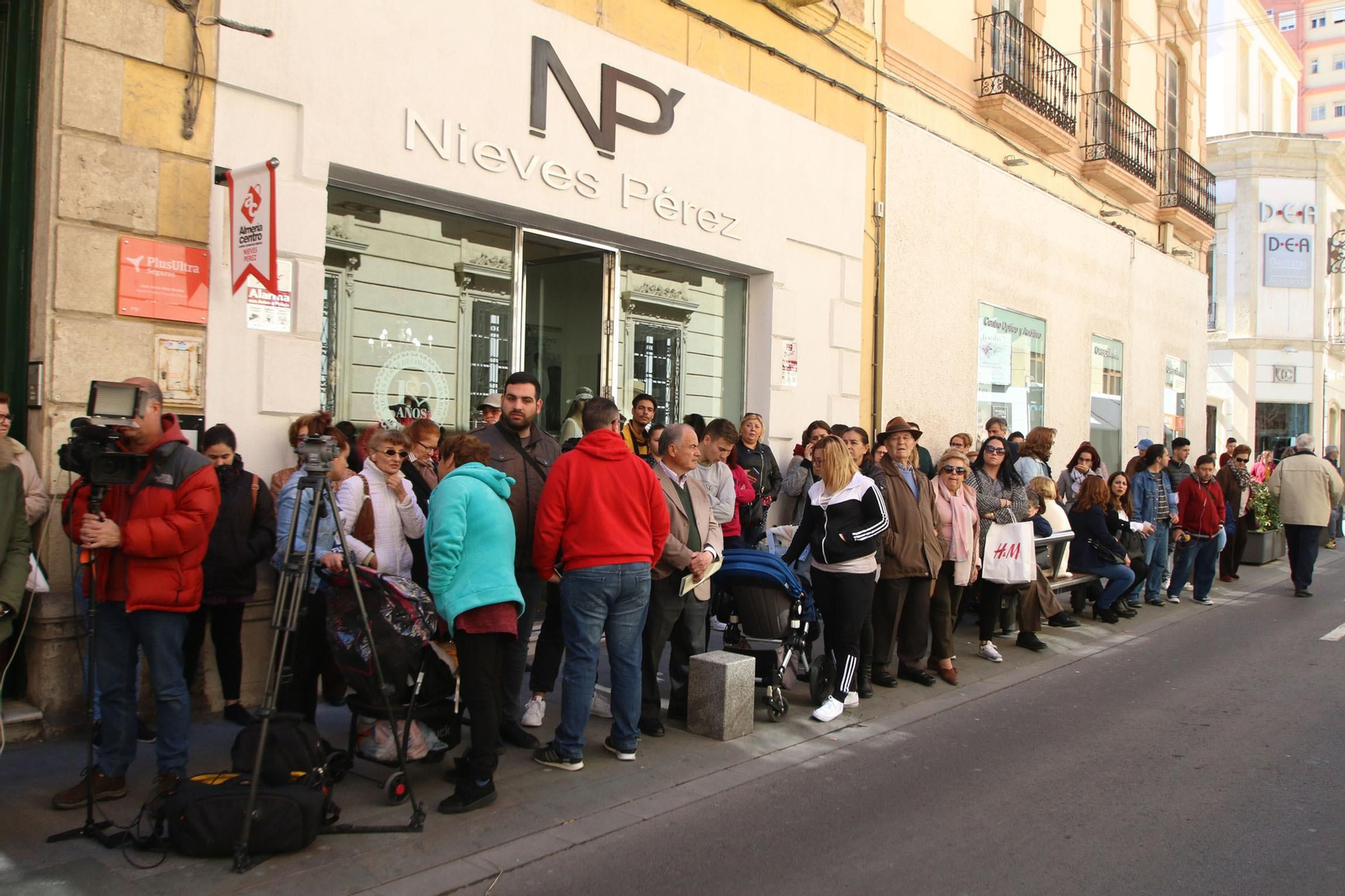Las imágenes de la capilla ardiente por Gabriel