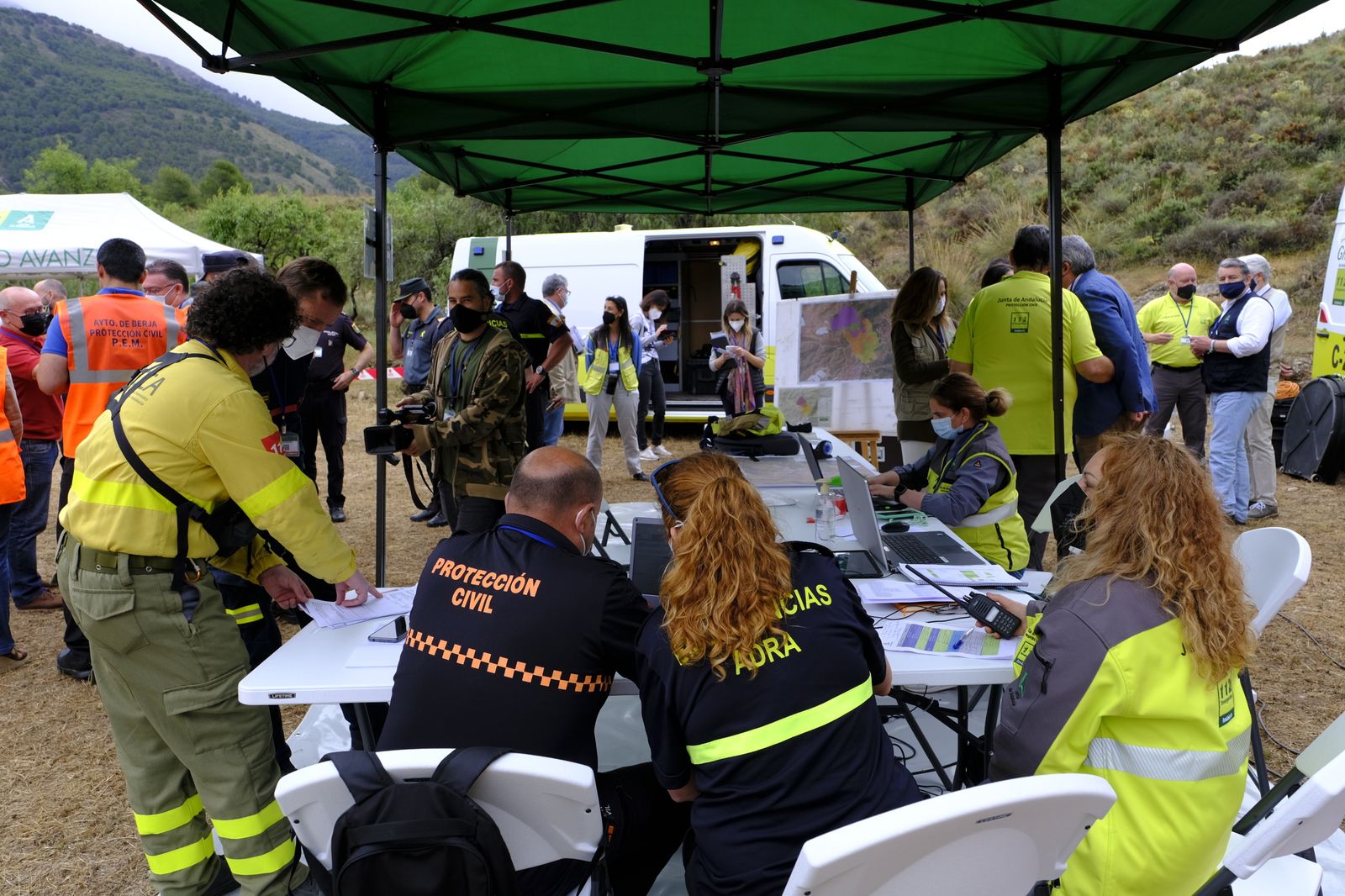 Fotogalería simulacro incendio forestal. Parque periurbano de Castala. Berja (Almería)