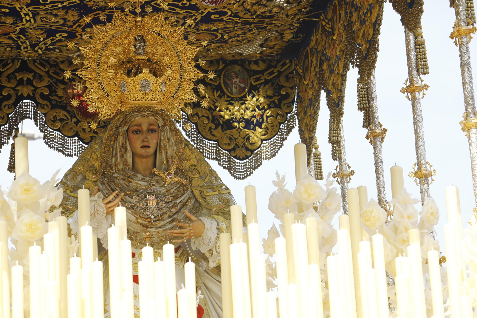 Lunes Santo en Córdoba: La procesión de la Merced, en imágenes