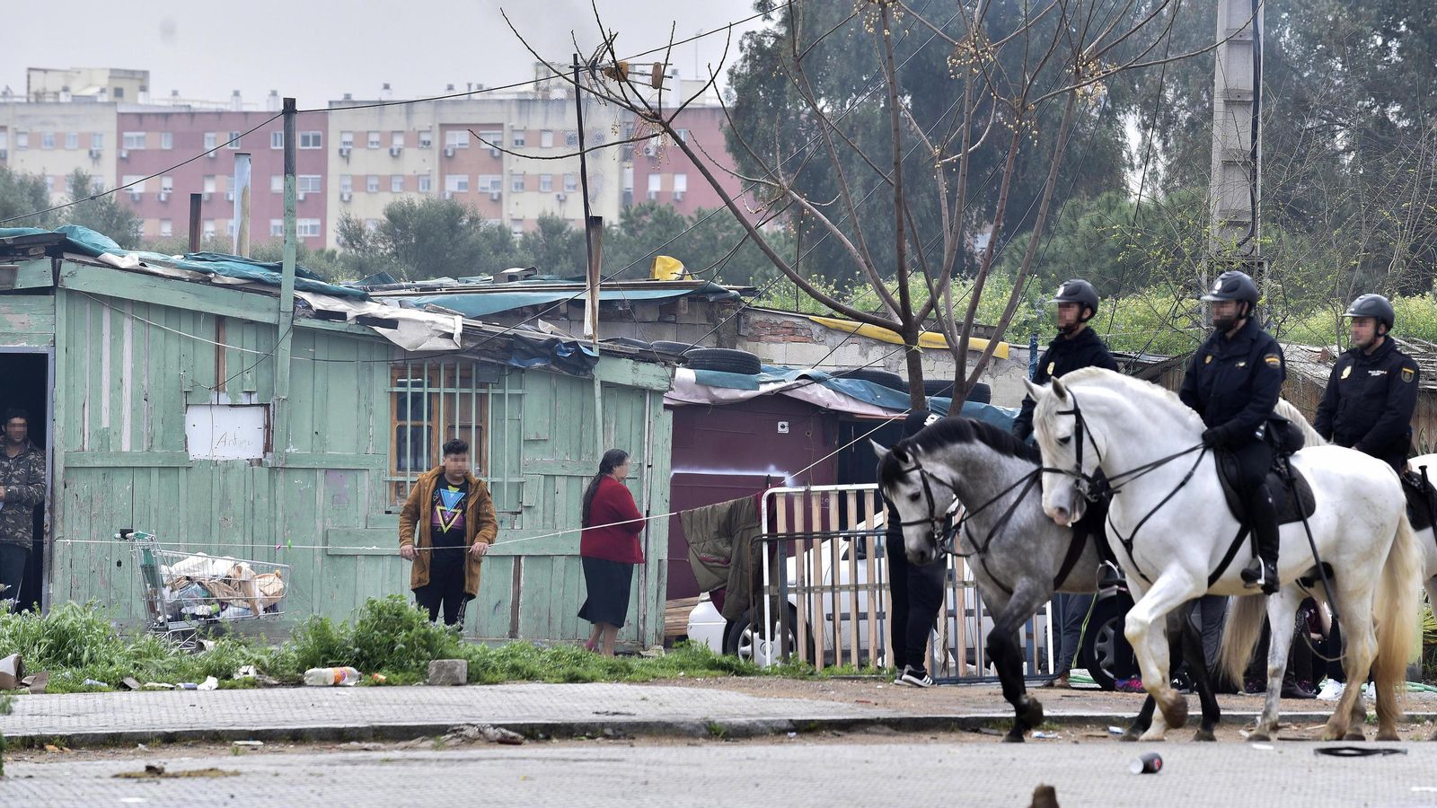 La caballería de la Policía Nacional en el Vacie.