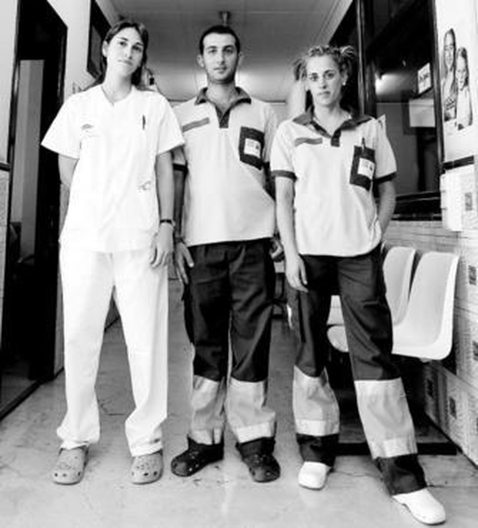 Los enfermeros y médicos del centro de atención de Pescadería durante su turno de tarde.