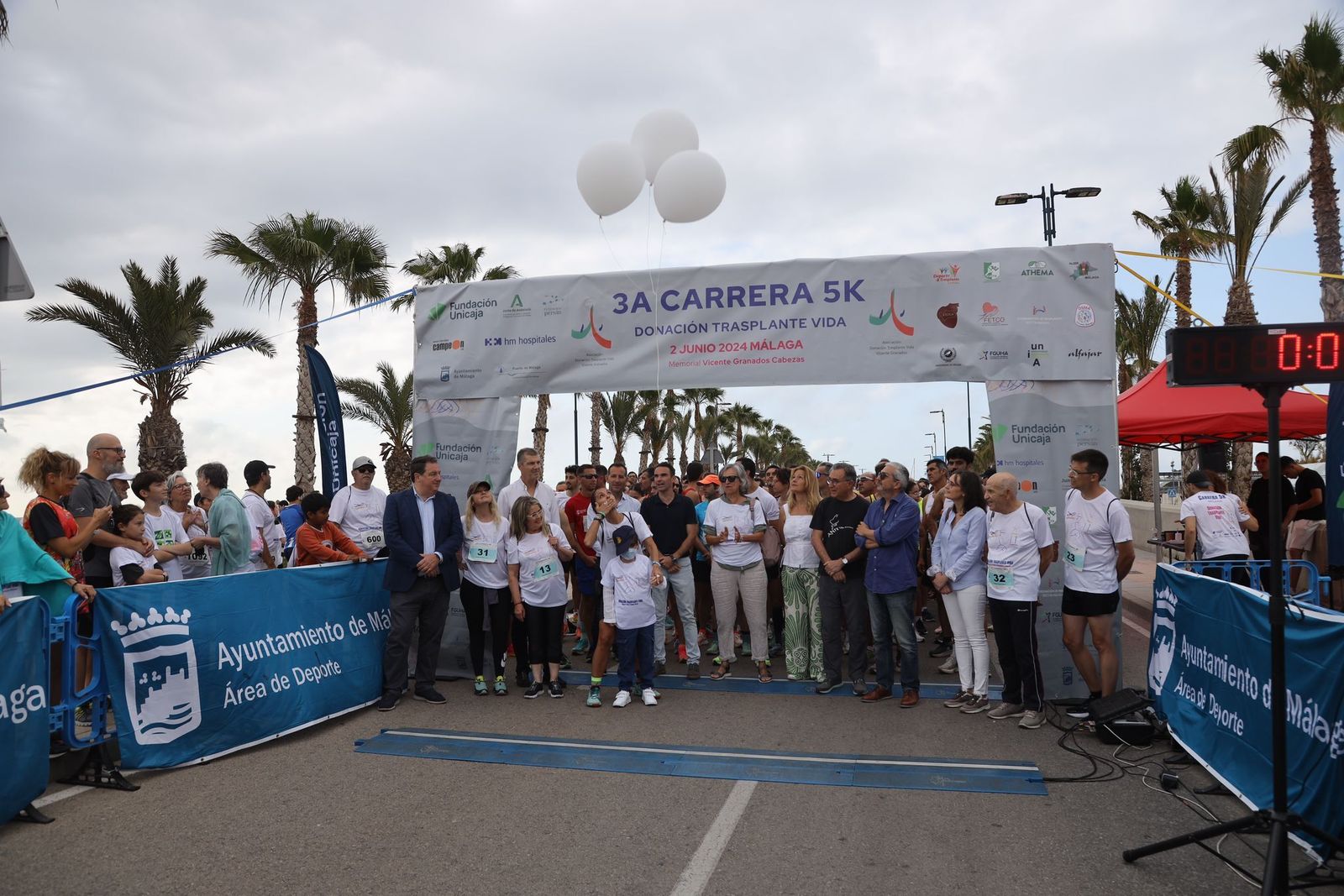 Las fotos de la 3ª carrera solidaria Memorial Vicente Granados en Málaga