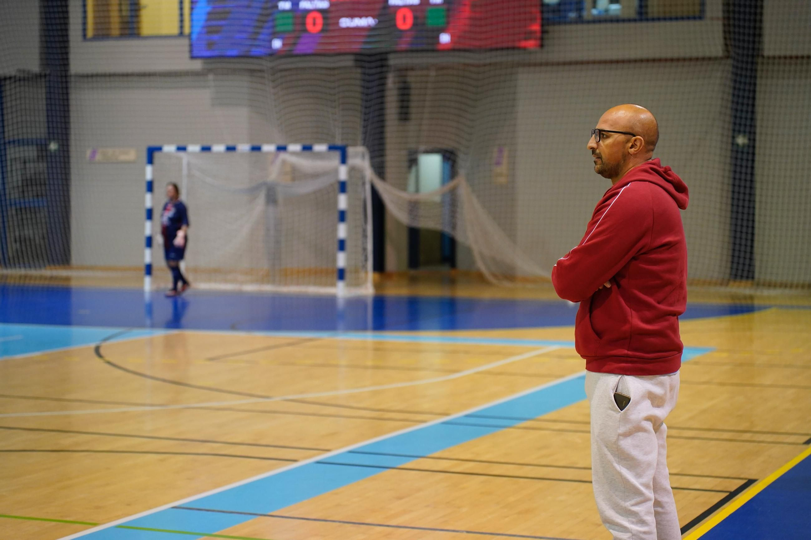 Desde las 9:00 hasta las 12:30. XXIII Torneo de Navidad de Fútbol Sala Apadis-Loluba C.F. para personas con discapacidad intelectual, en el Polideportivo ¿Ciudad de Algeciras-Dr. Juan Carlos Mateo¿. Lo suyo son fotos de grupos, pero también de partidos. Una galería: "Las fotos del XXIII Torneo de Navidad de Fútbol Sala para personas con discapacidad intelectual, en Algeciras" . .