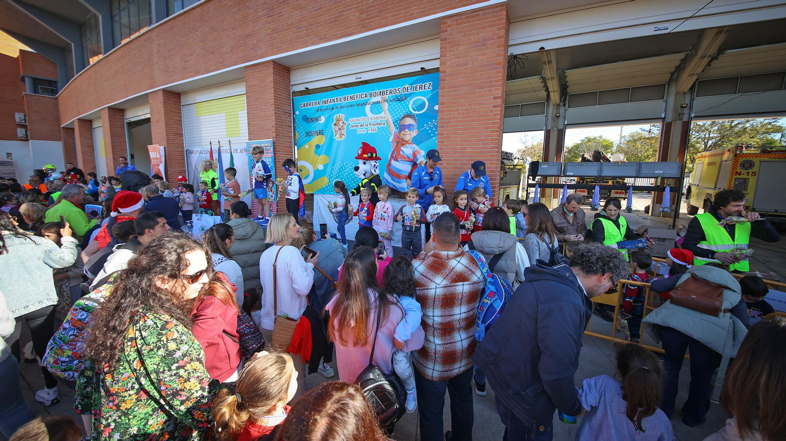 Éxito de la 3ª Carrera Infantil de Bomberos de Jerez