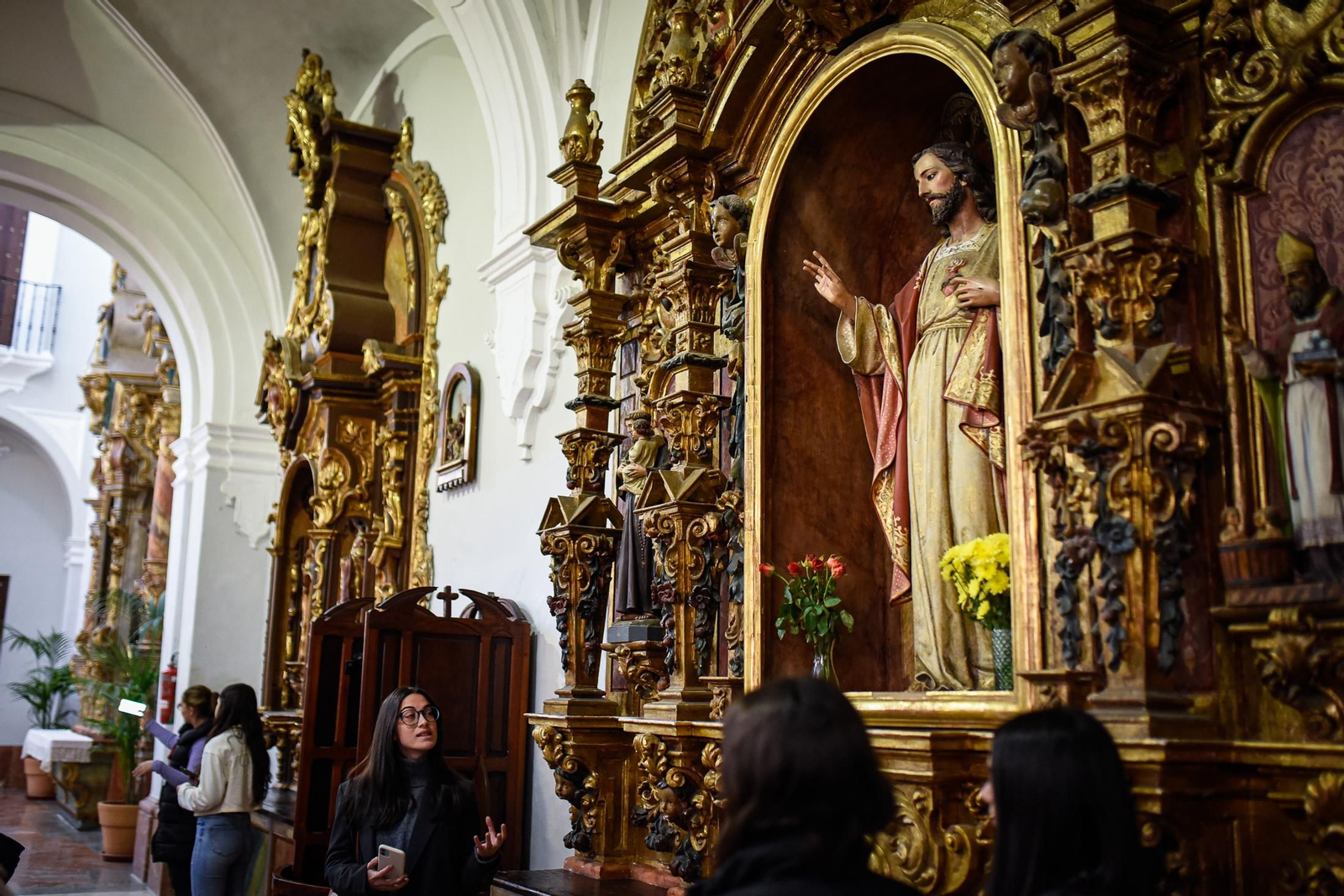 Imágenes de la presentación de la IX Jornada de Puertas Abiertas del Patrimonio Religioso Onubense